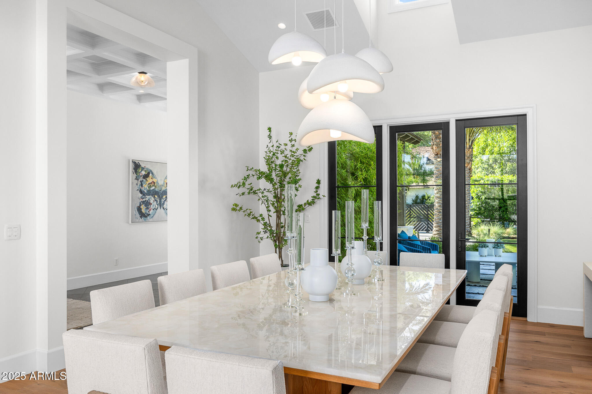 6235 E MONTECITO Avenue