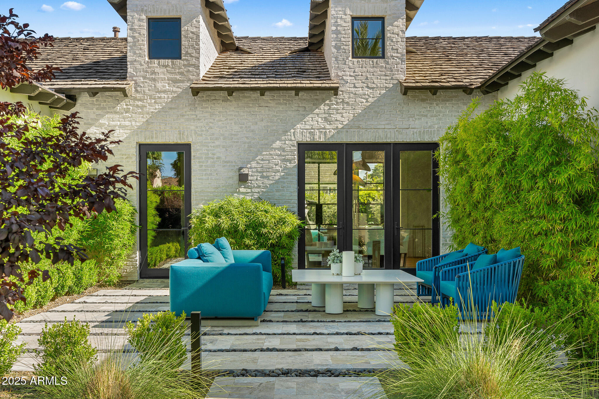 6235 E MONTECITO Avenue