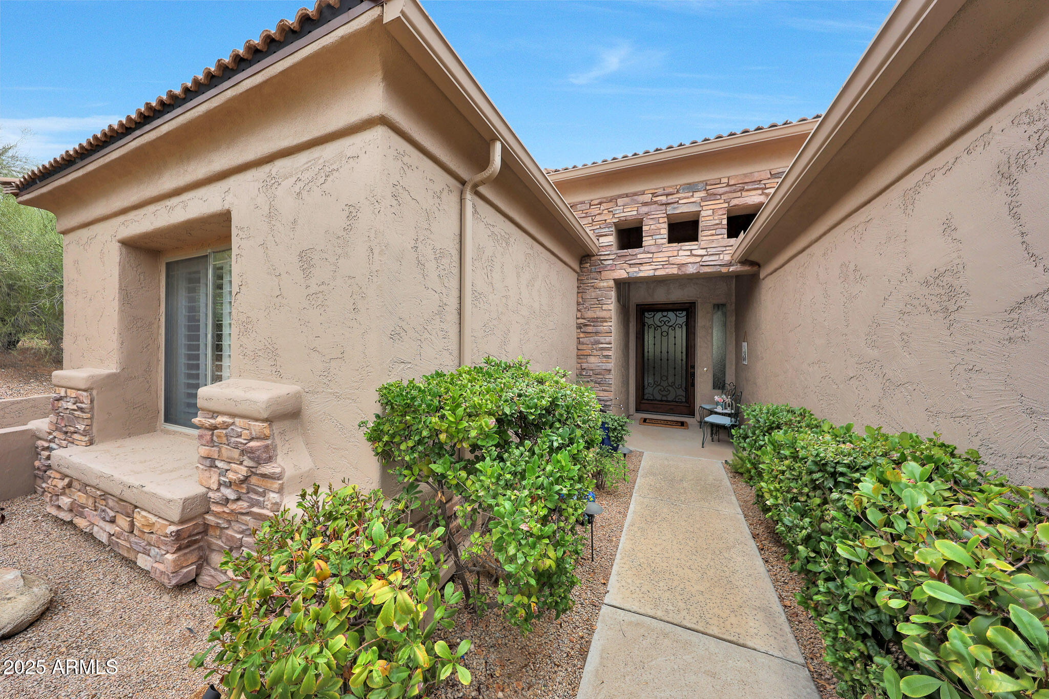 11255 E SOUTHWIND Lane