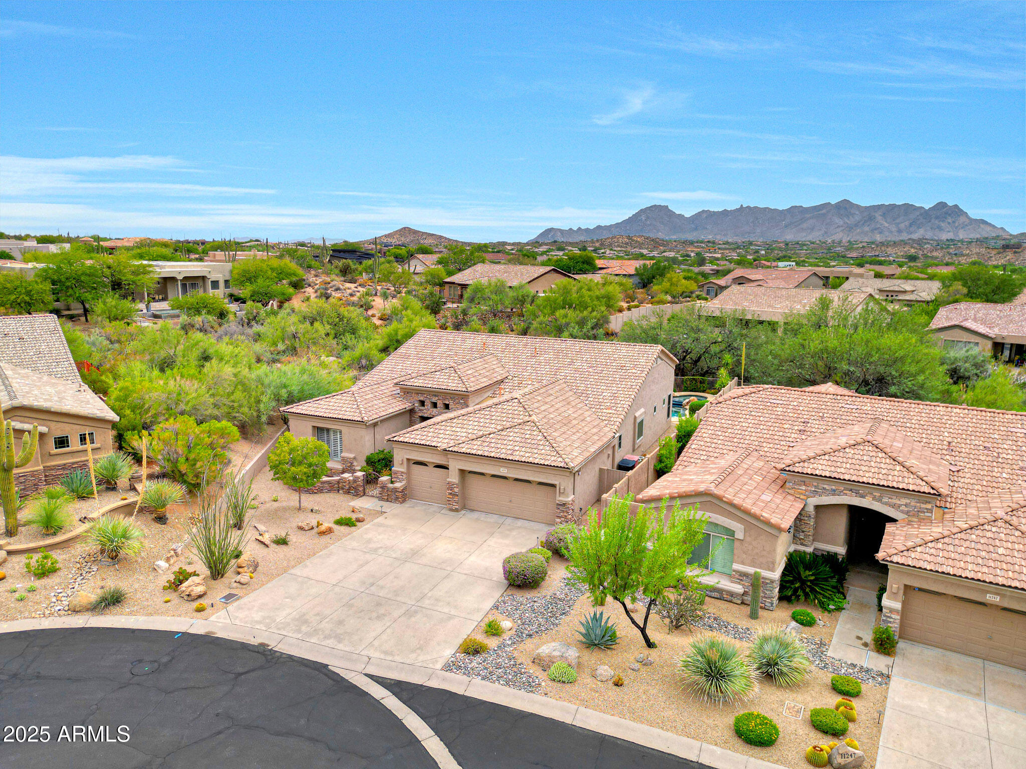 11255 E SOUTHWIND Lane