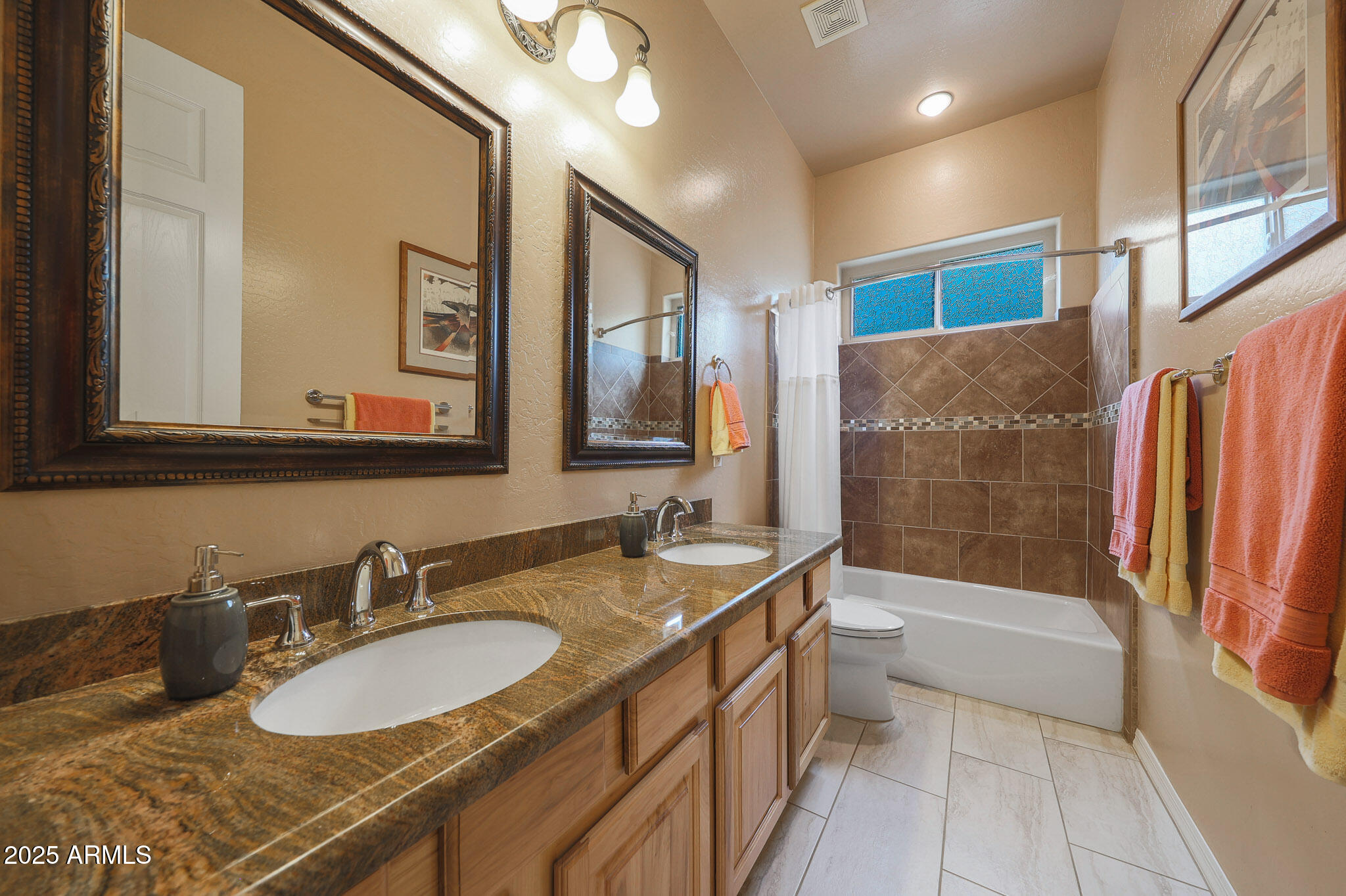 11255 E SOUTHWIND Lane