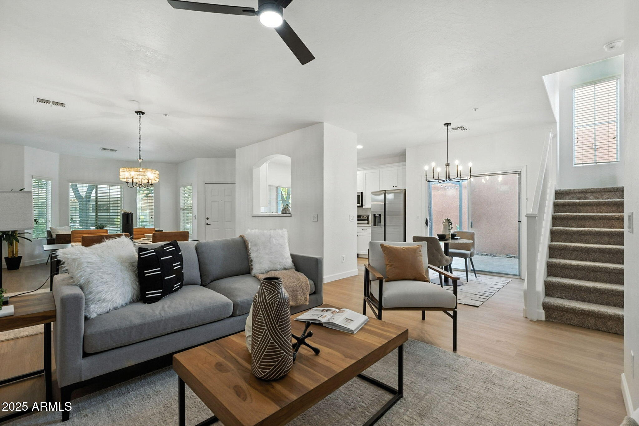 3065 E TAMARISK Street