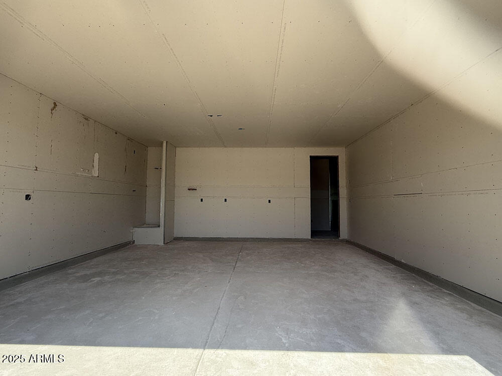 2504 E ROLLING PRAIRIE Lane