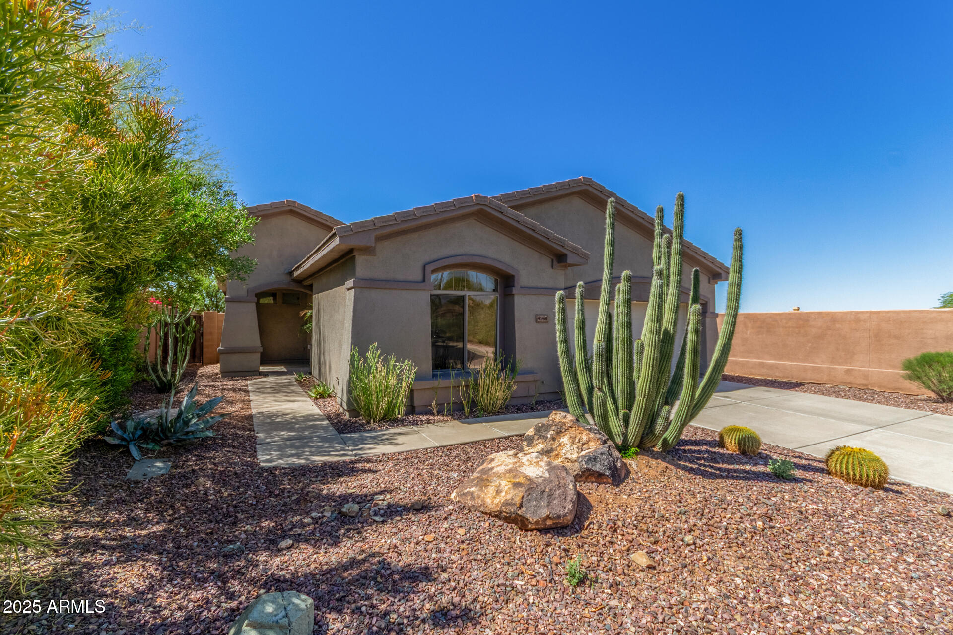 41401 N MAIDSTONE Court