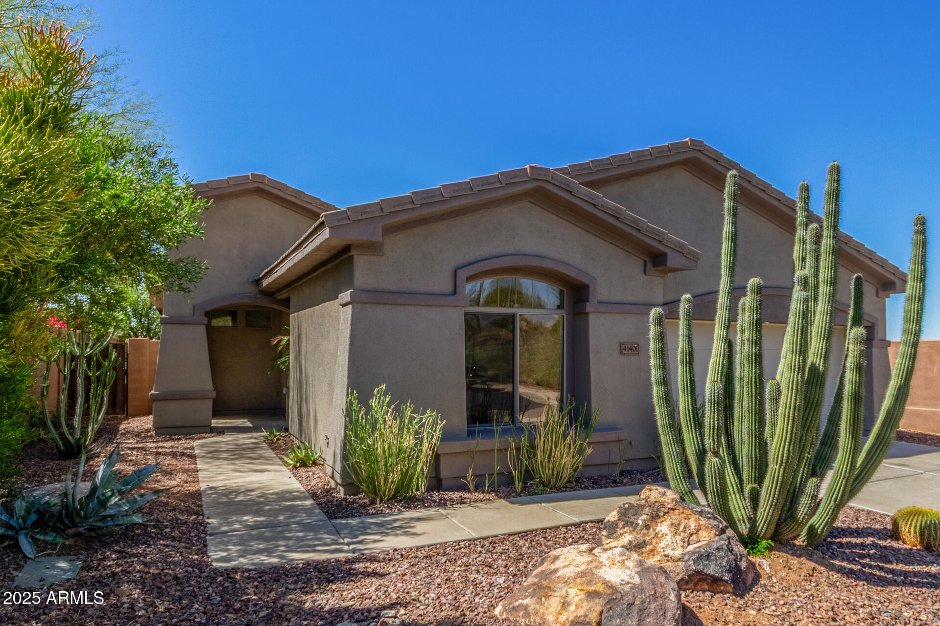 41401 N MAIDSTONE Court