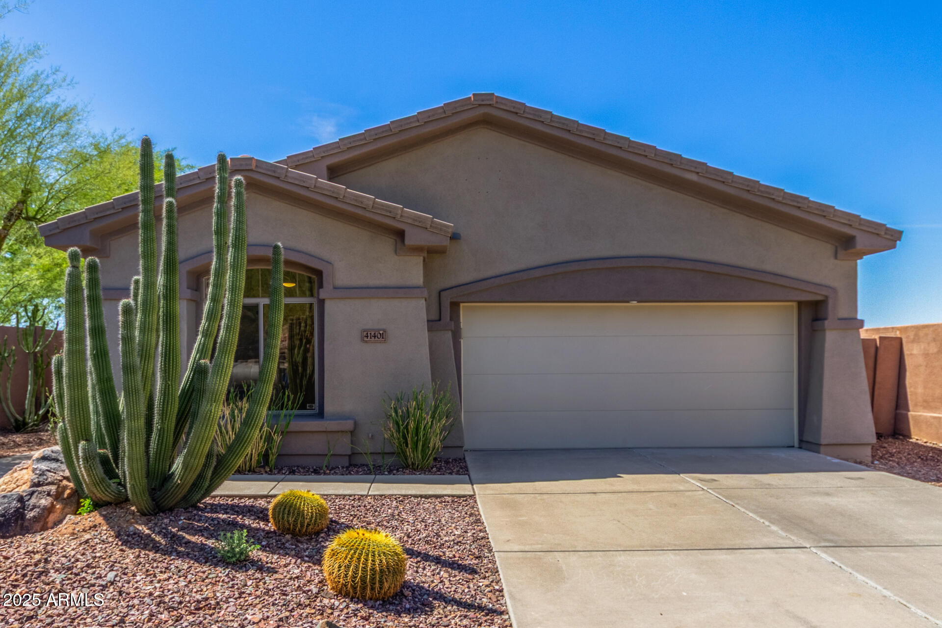 41401 N MAIDSTONE Court