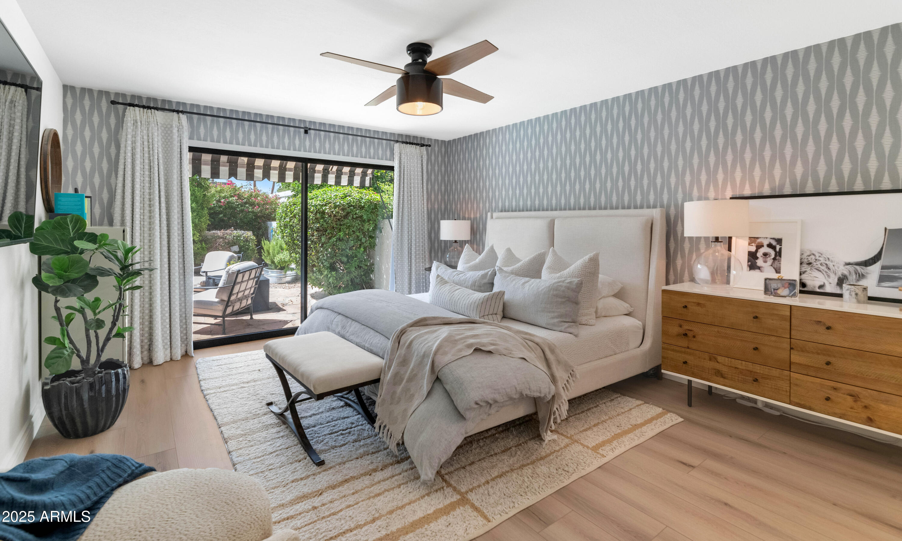 8007 E DEL RUBI Drive