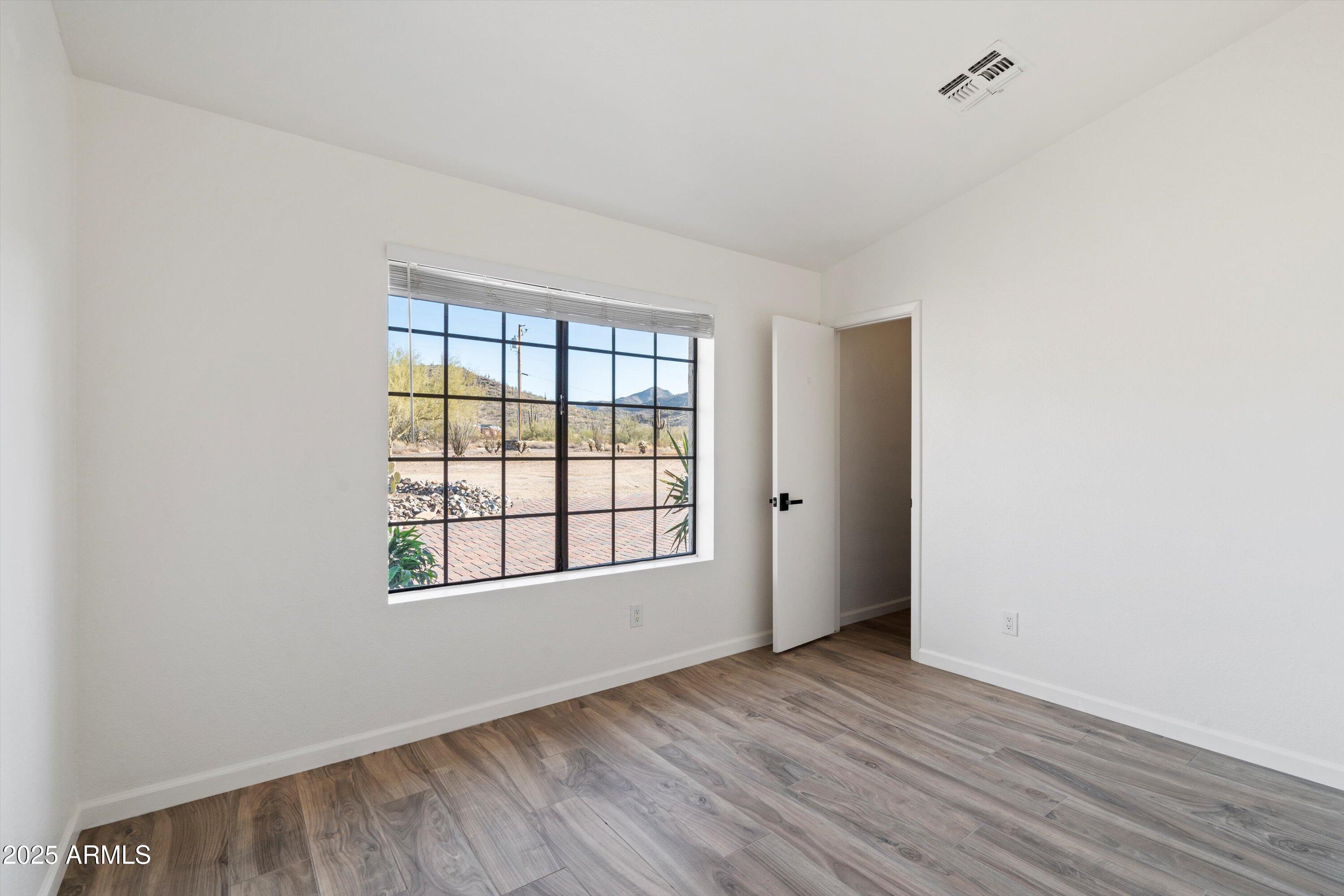 5511 E HONDA BOW Road