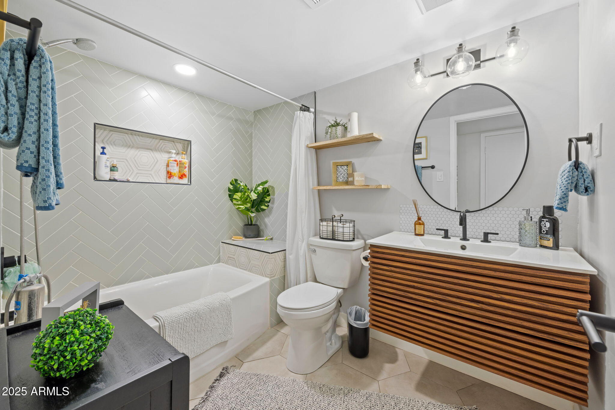 5226 N 20TH Street, A4