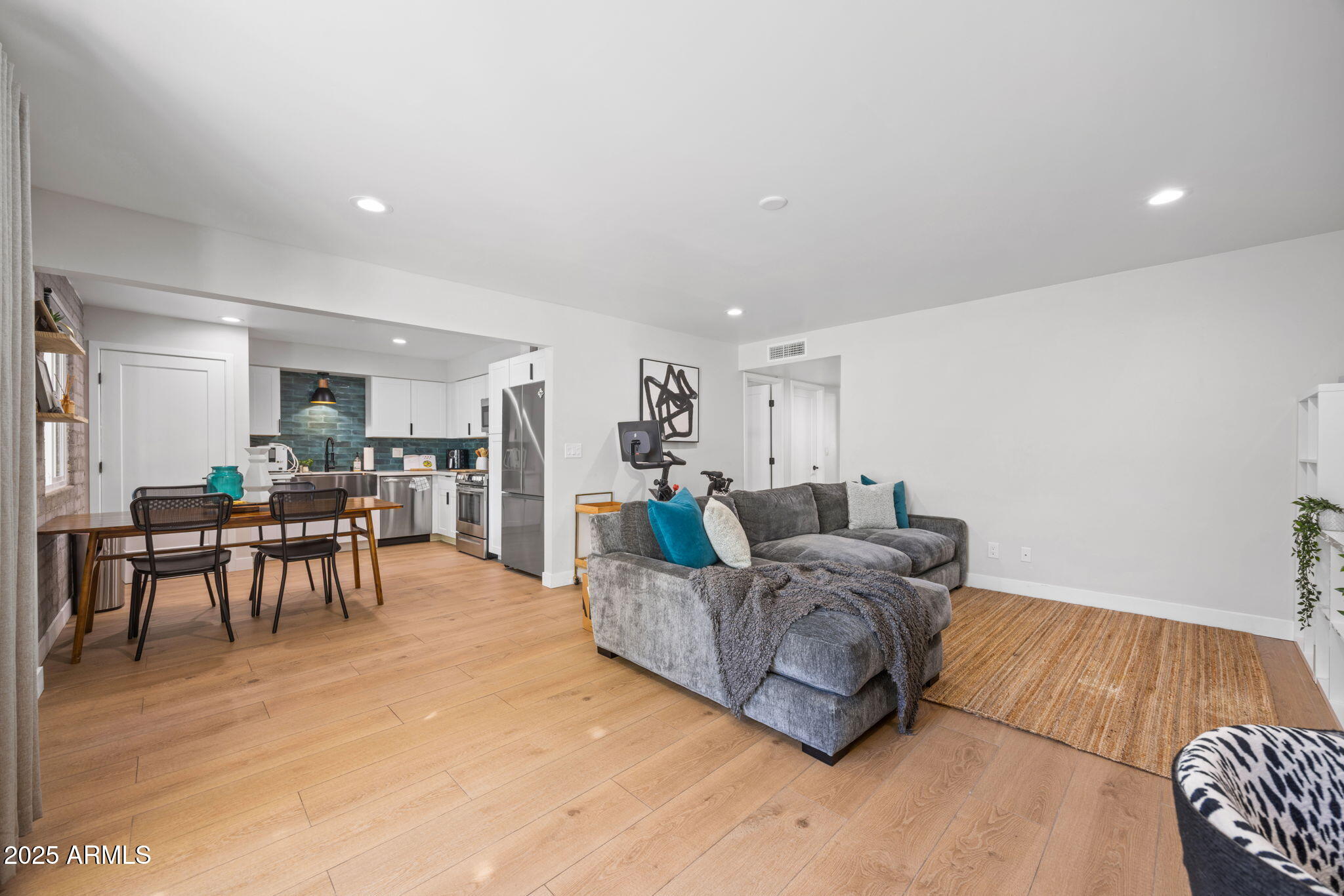 5226 N 20TH Street, A4