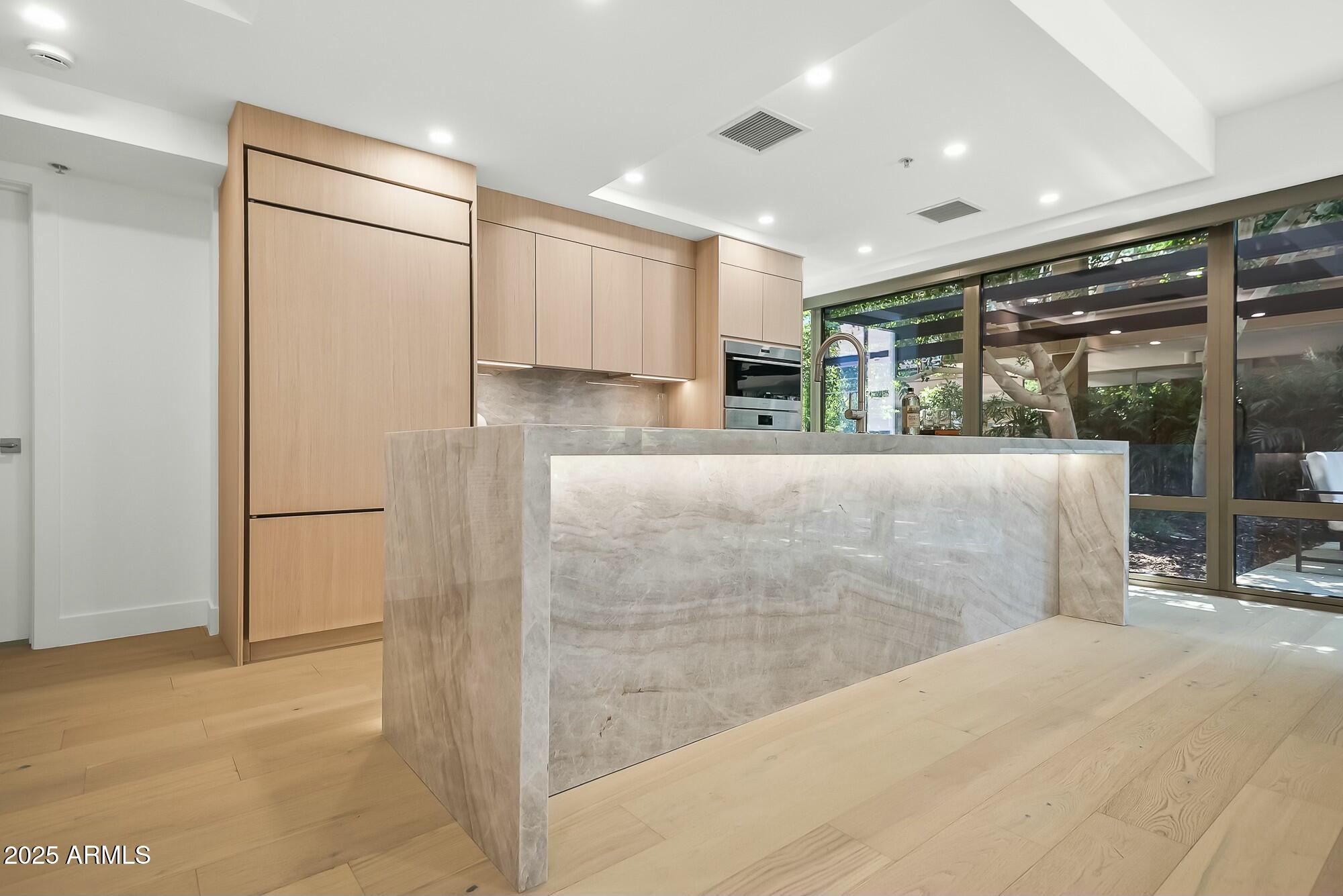 7151 E RANCHO VISTA Drive, 5001