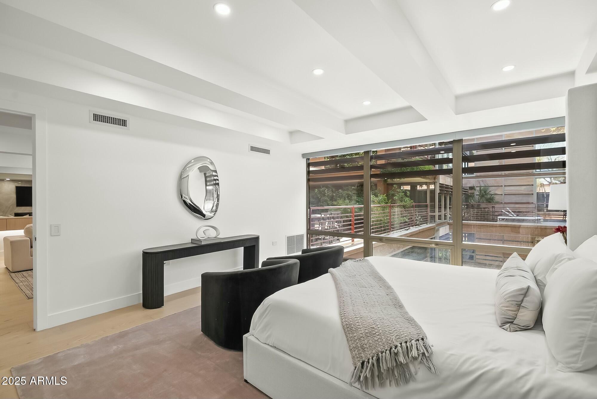 7151 E RANCHO VISTA Drive, 5001