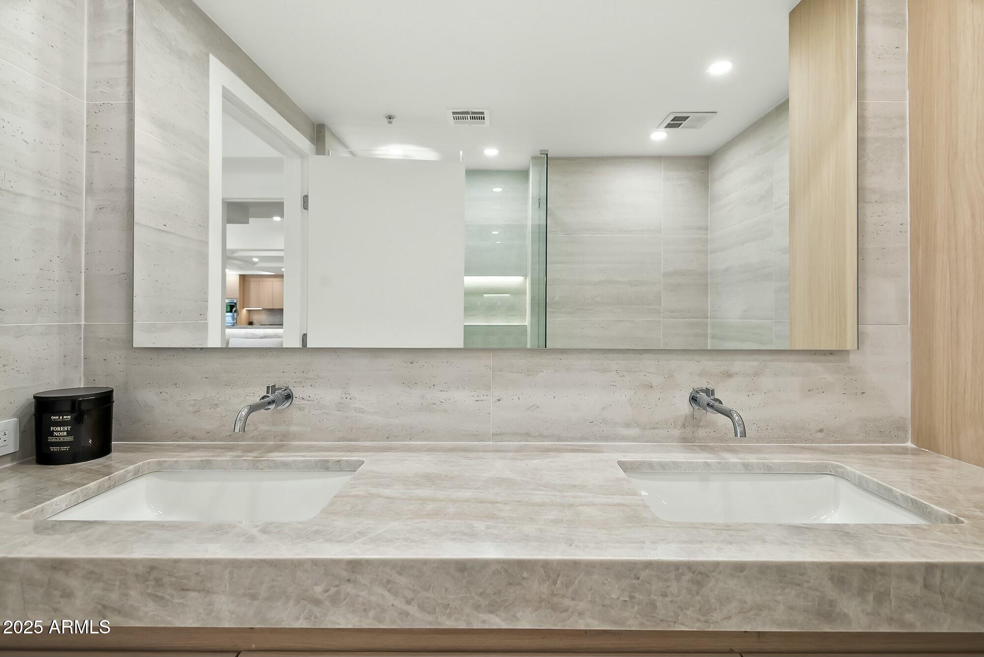 7151 E RANCHO VISTA Drive, 5001