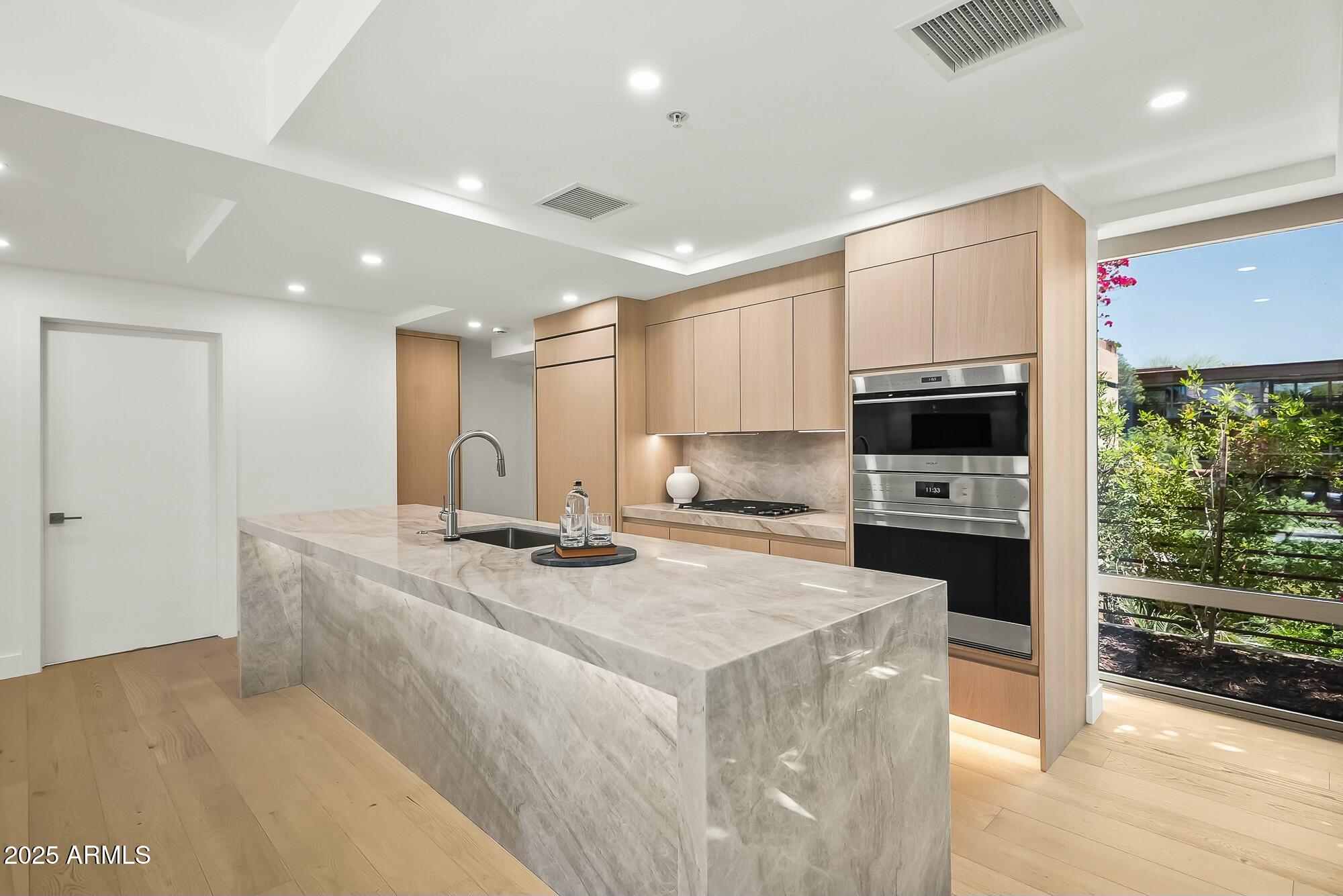 7151 E RANCHO VISTA Drive, 5001