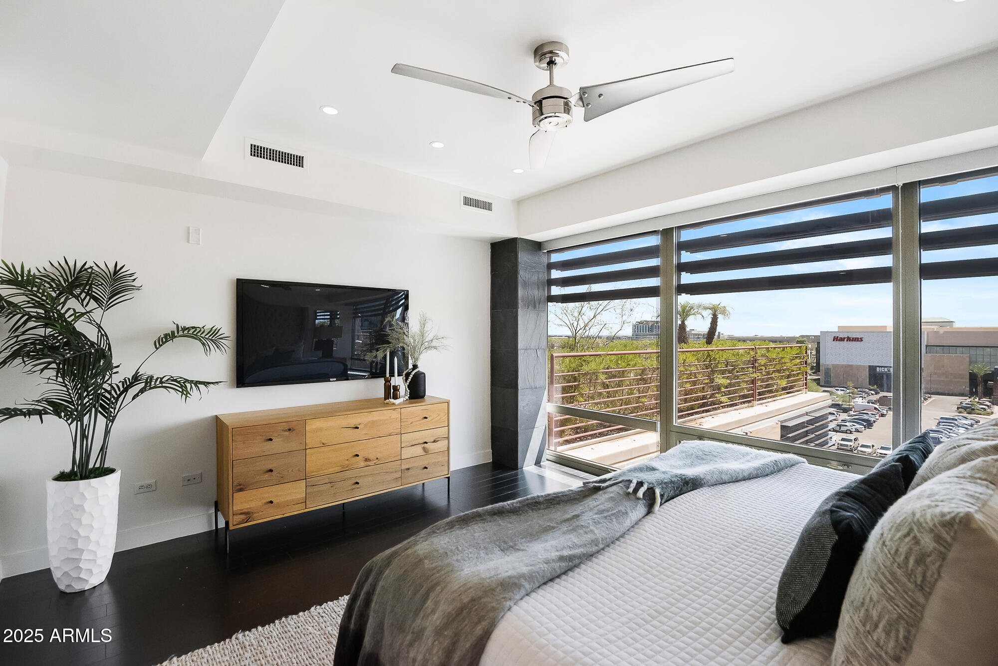 7157 E RANCHO VISTA Drive, 6004