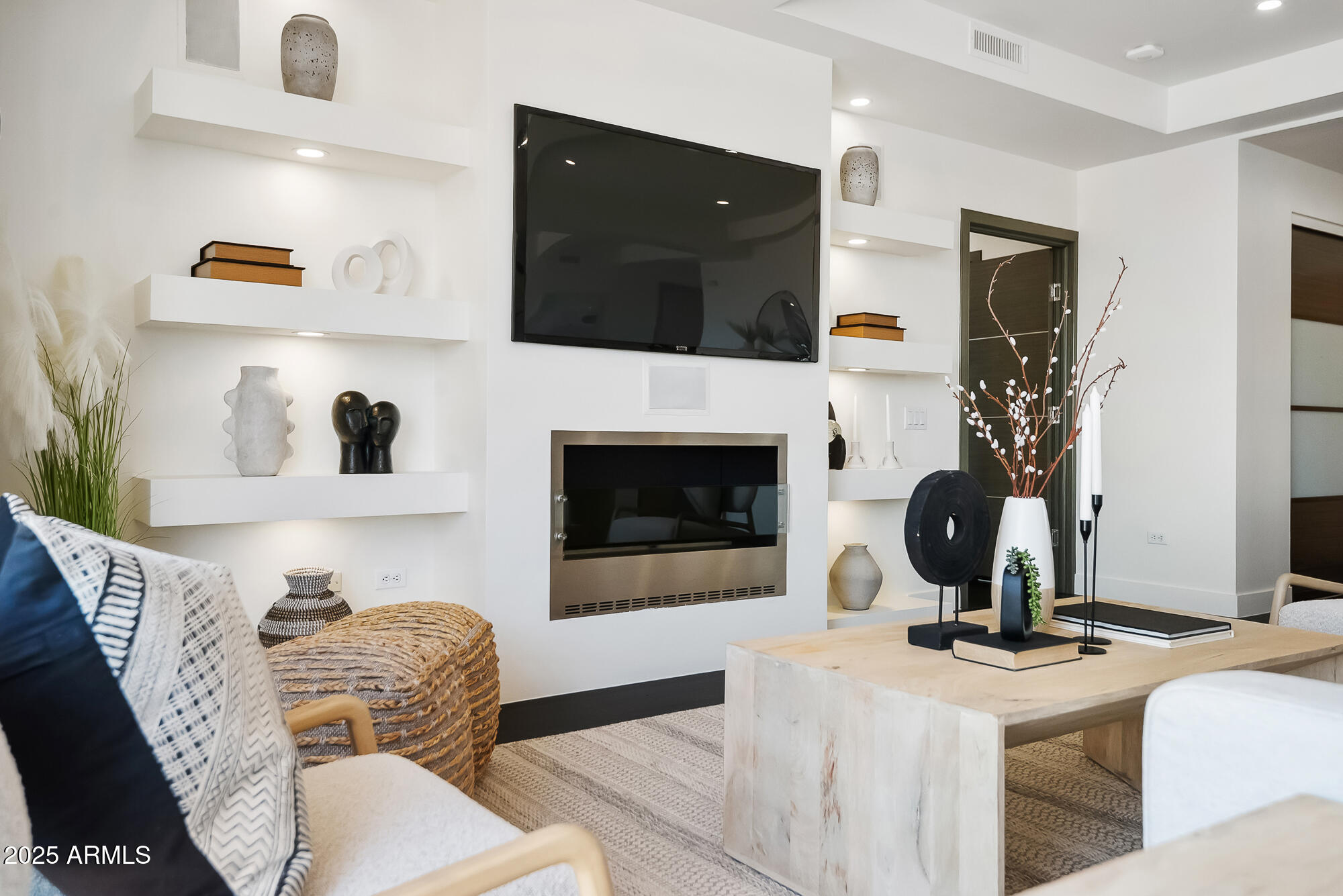 7157 E RANCHO VISTA Drive, 6004