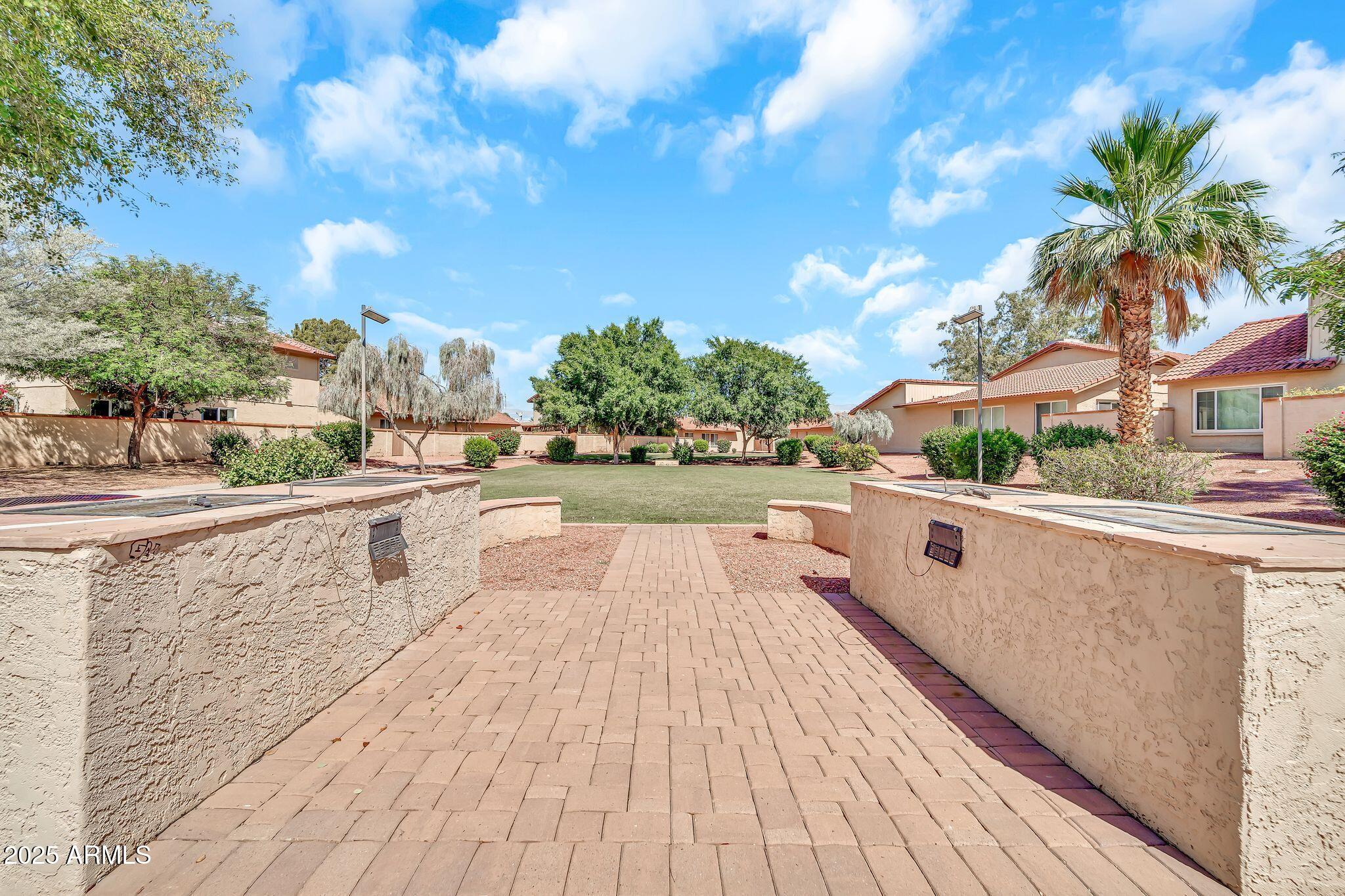 14801 N 25TH Drive, 2