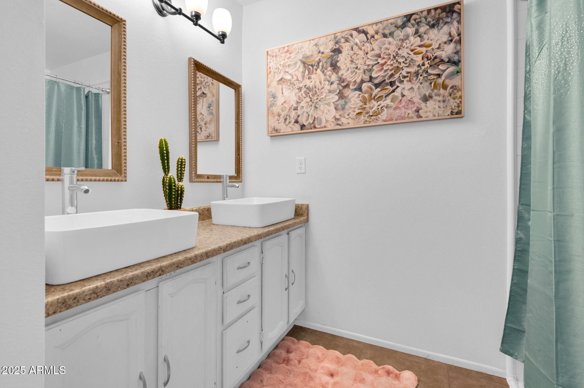 5315 N 18TH Street, 9