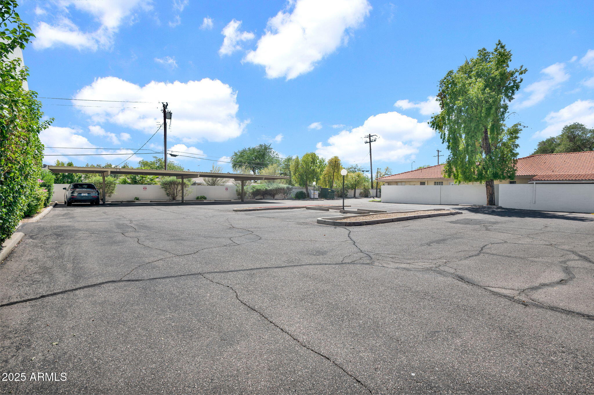 5315 N 18TH Street, 9