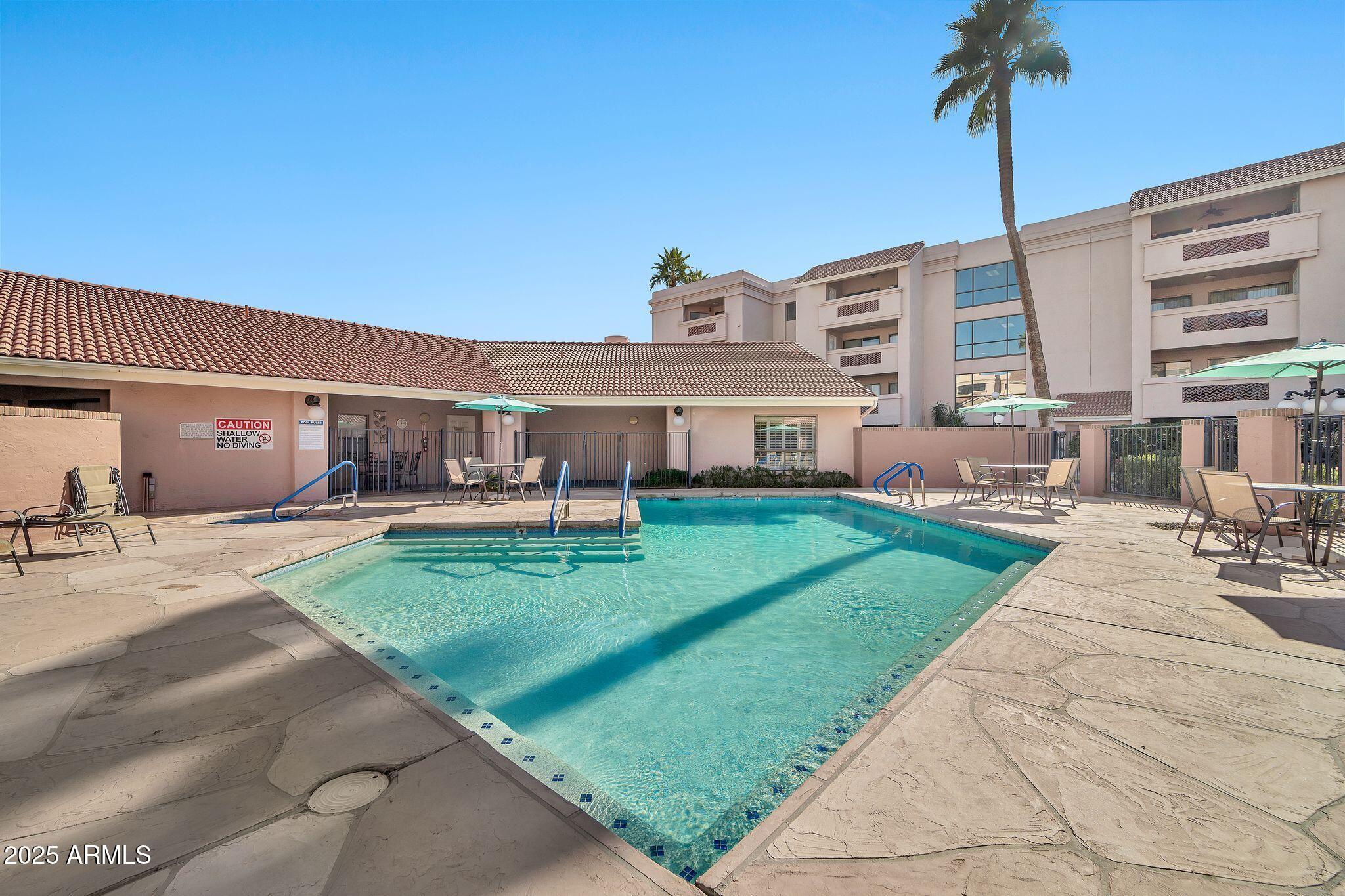 4141 N 31ST Street, 414