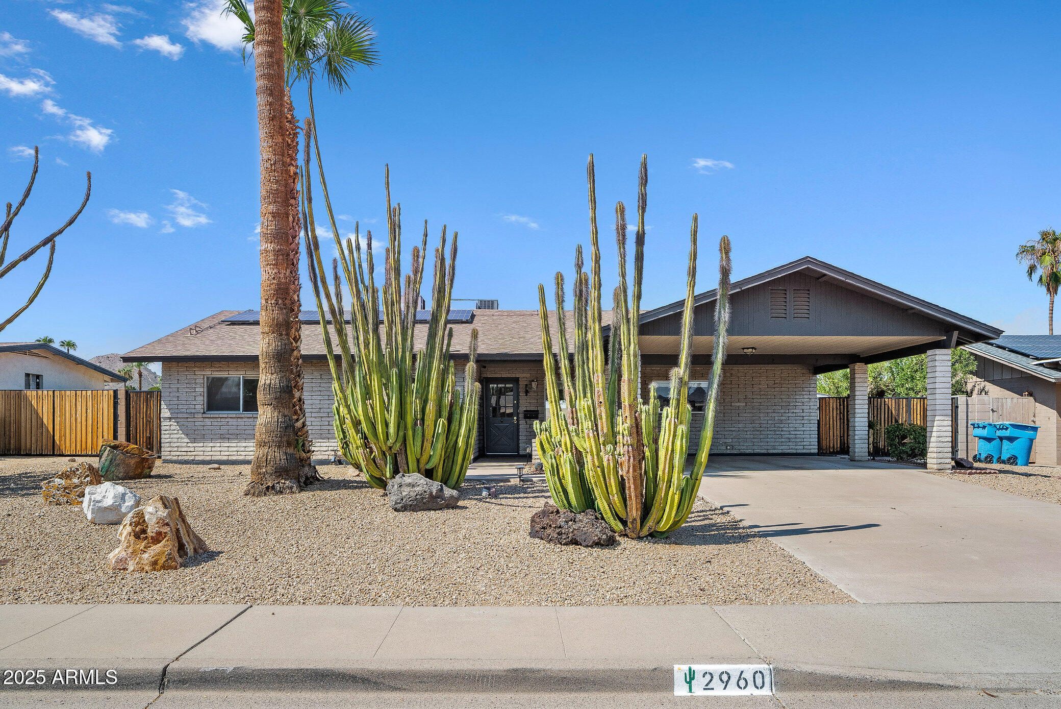 2960 E LARKSPUR Drive