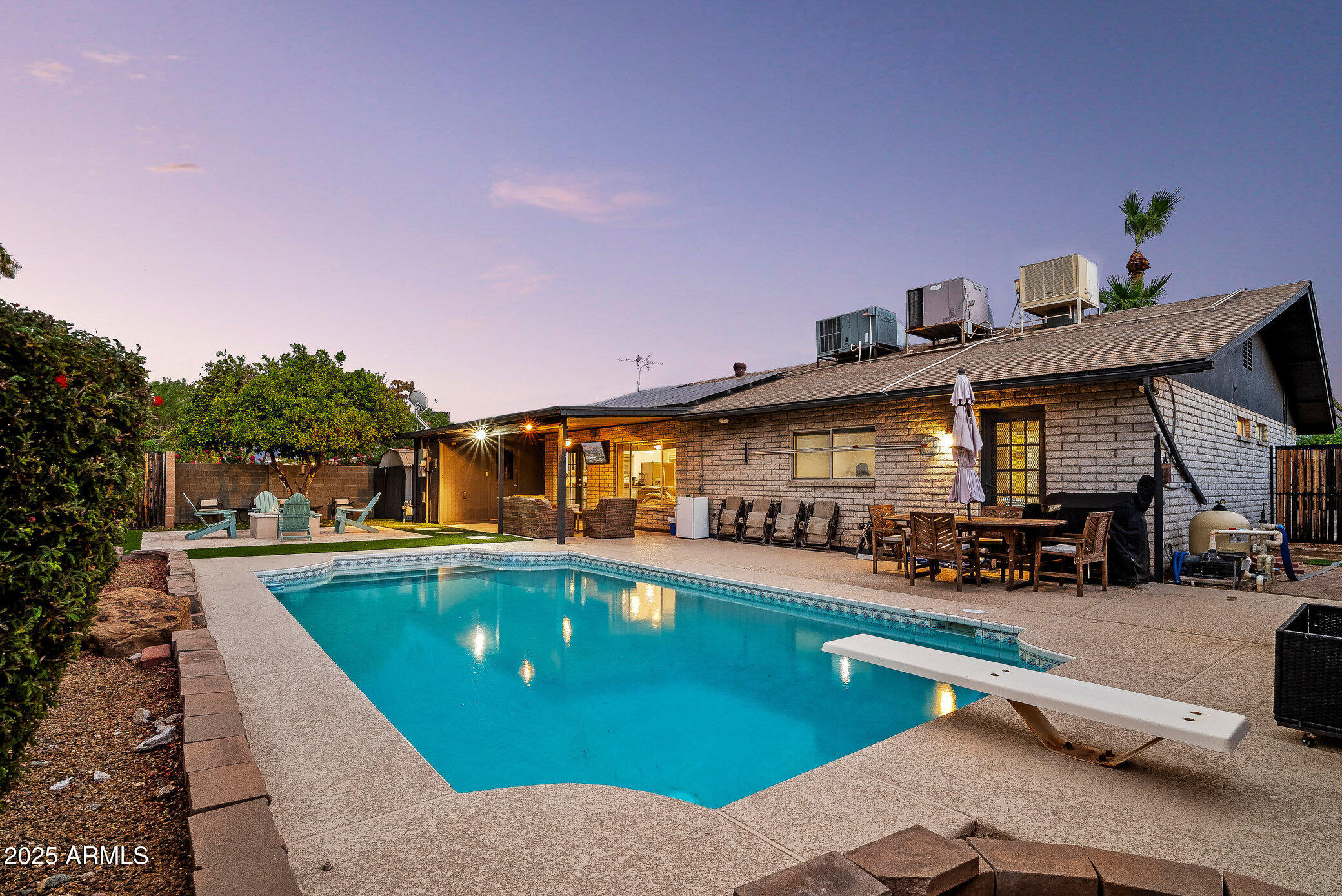 2960 E LARKSPUR Drive