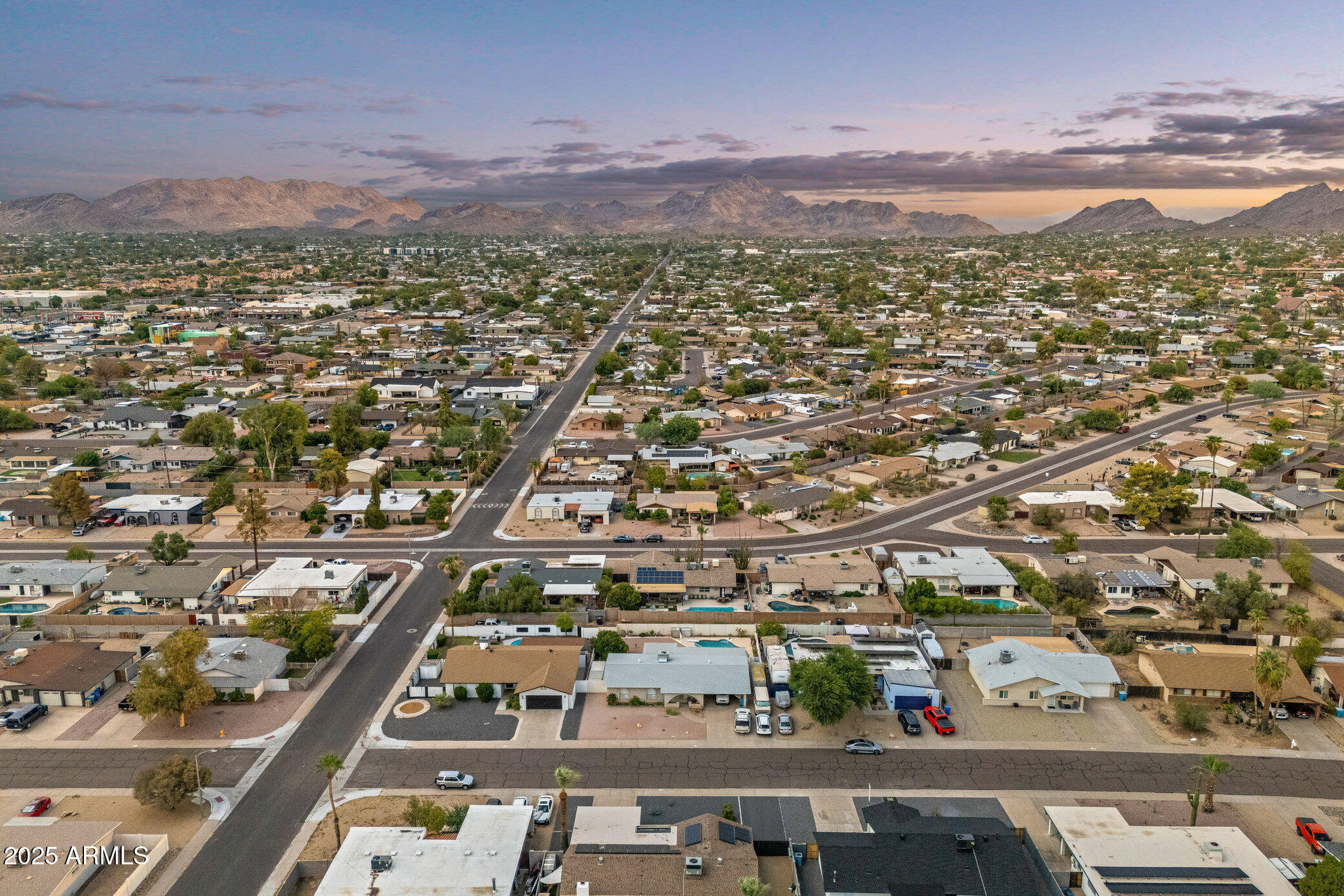 2960 E LARKSPUR Drive