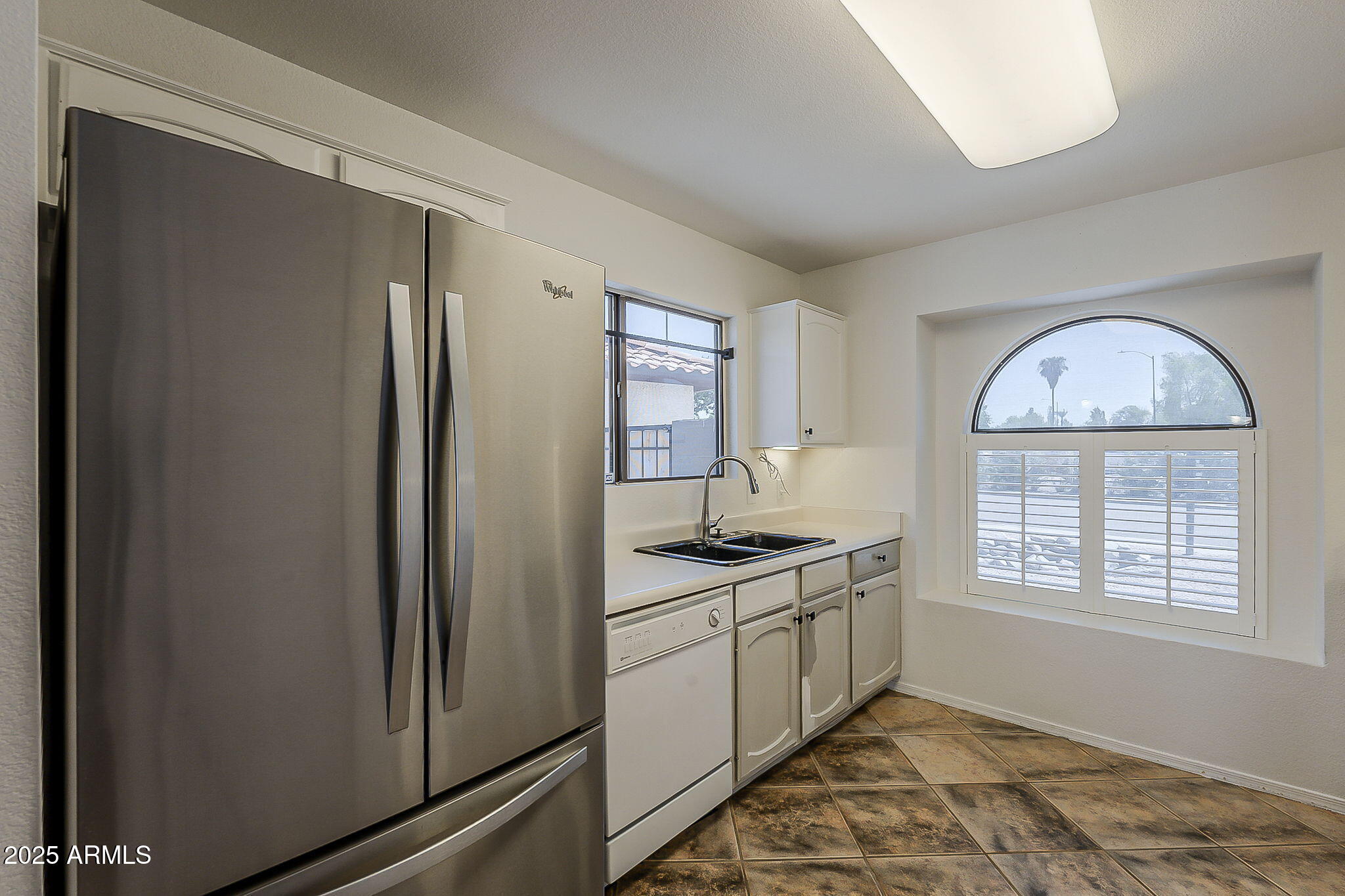 1322 S PARKCREST Street