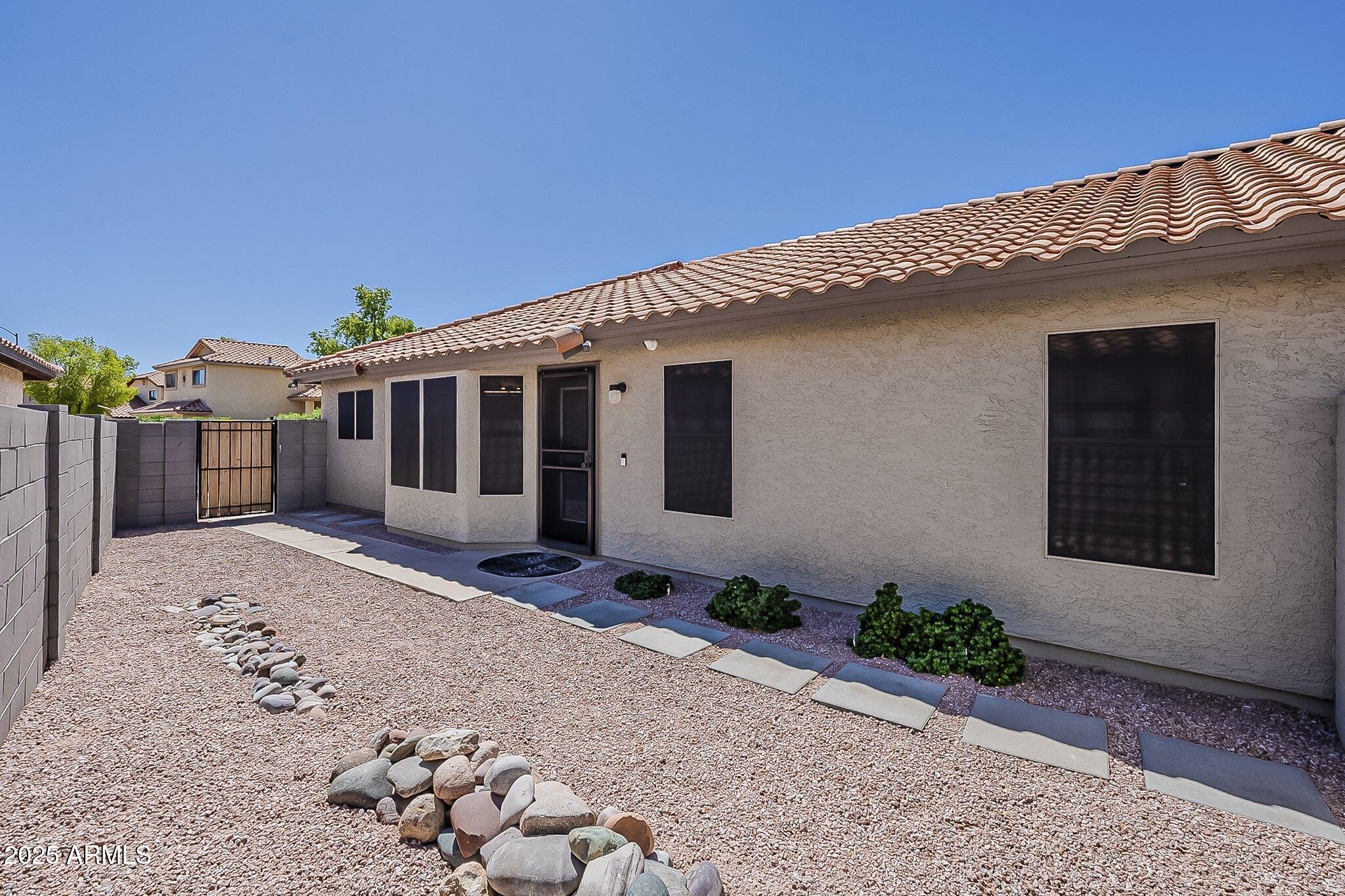 1322 S PARKCREST Street