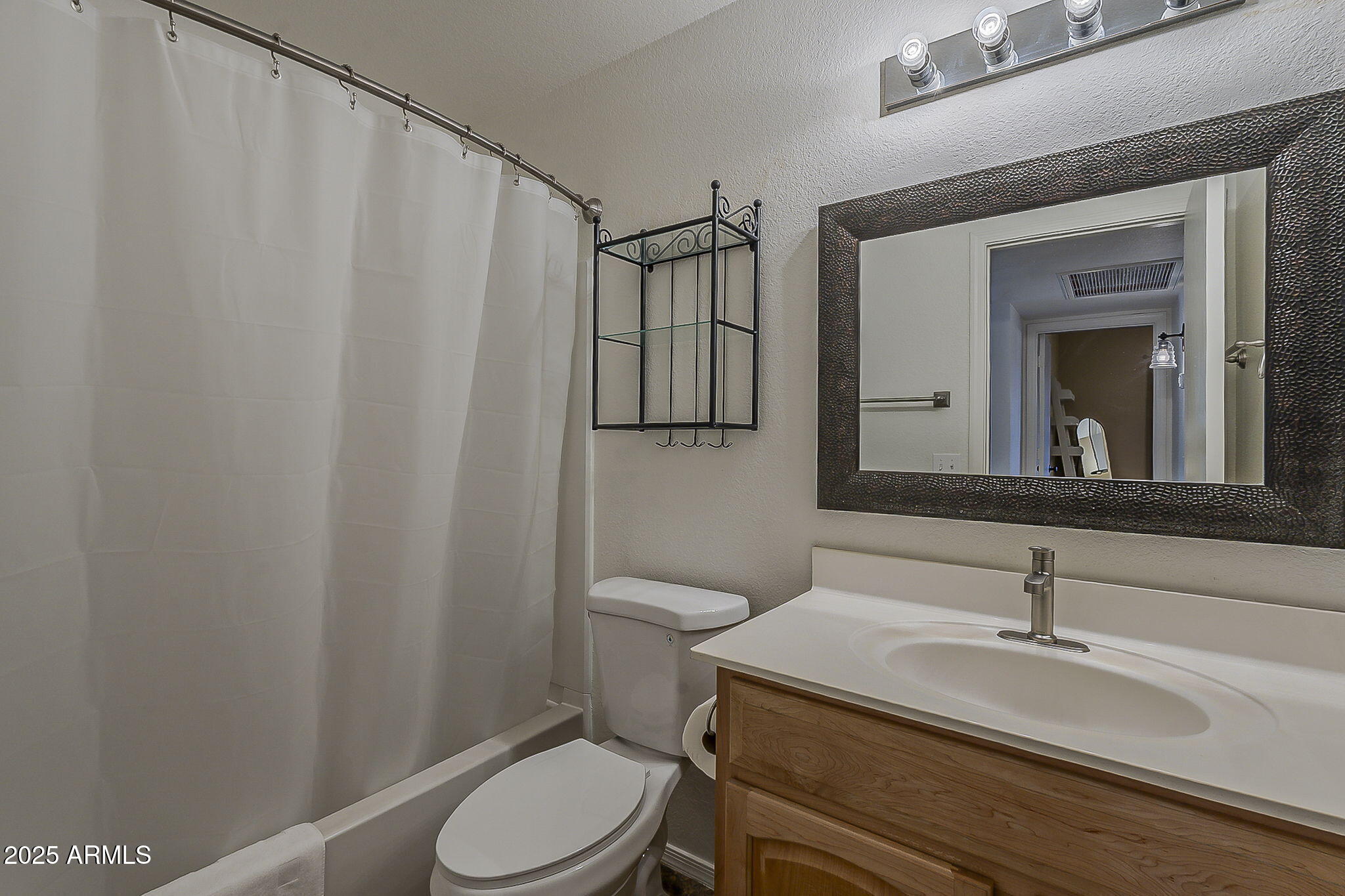 1322 S PARKCREST Street