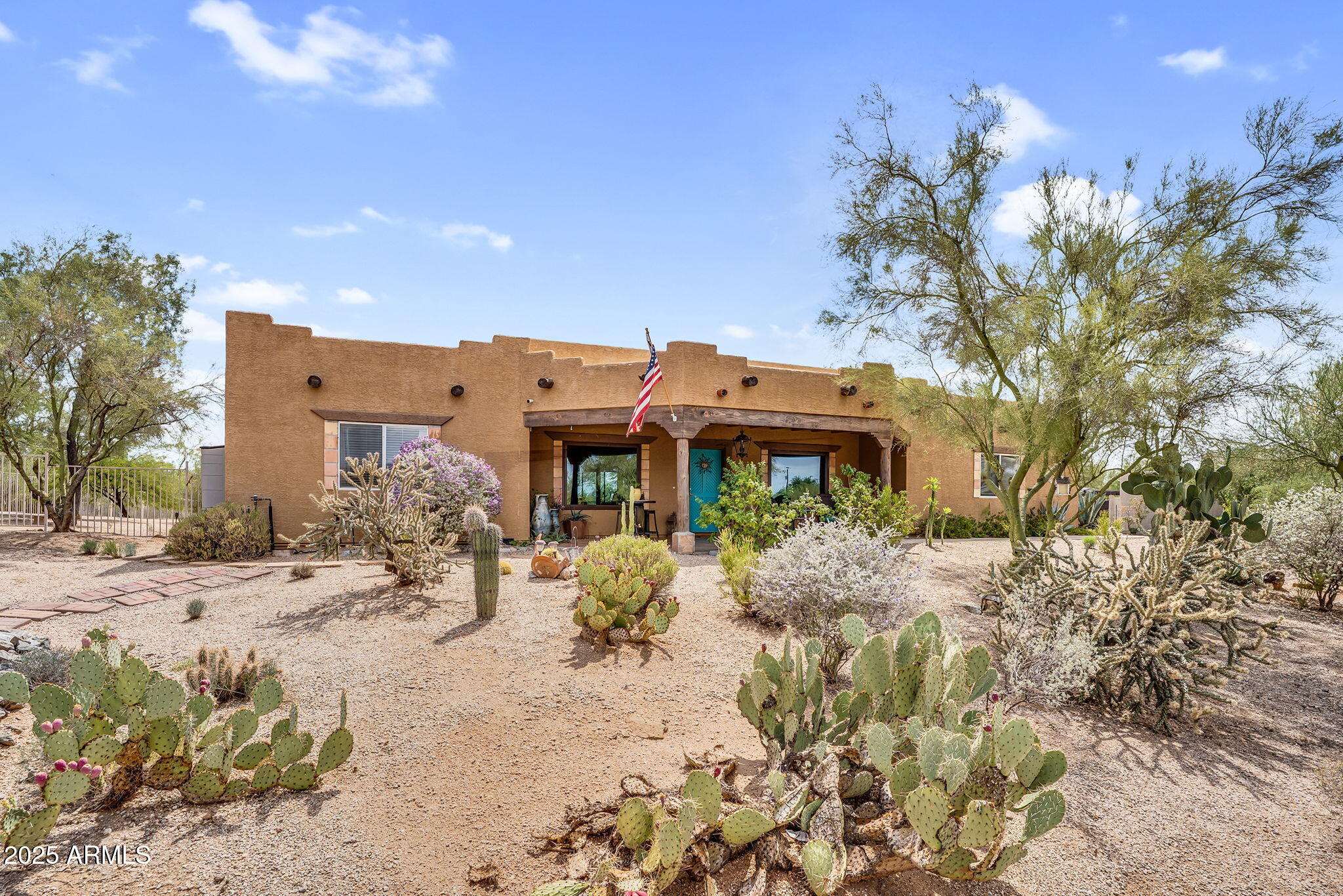 6017 E RANCHO DEL ORO Drive, Cave Creek