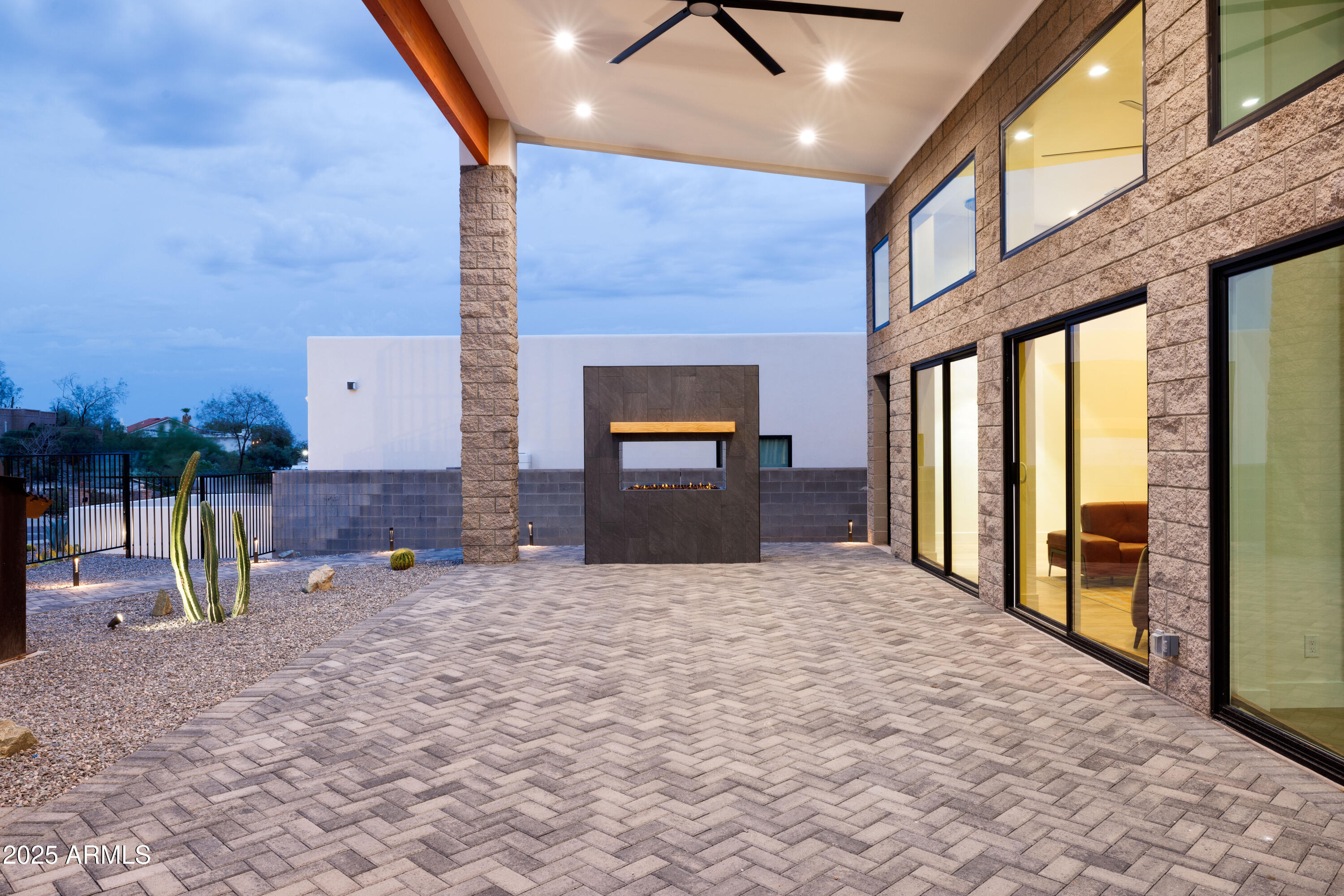 13036 N 23RD Place