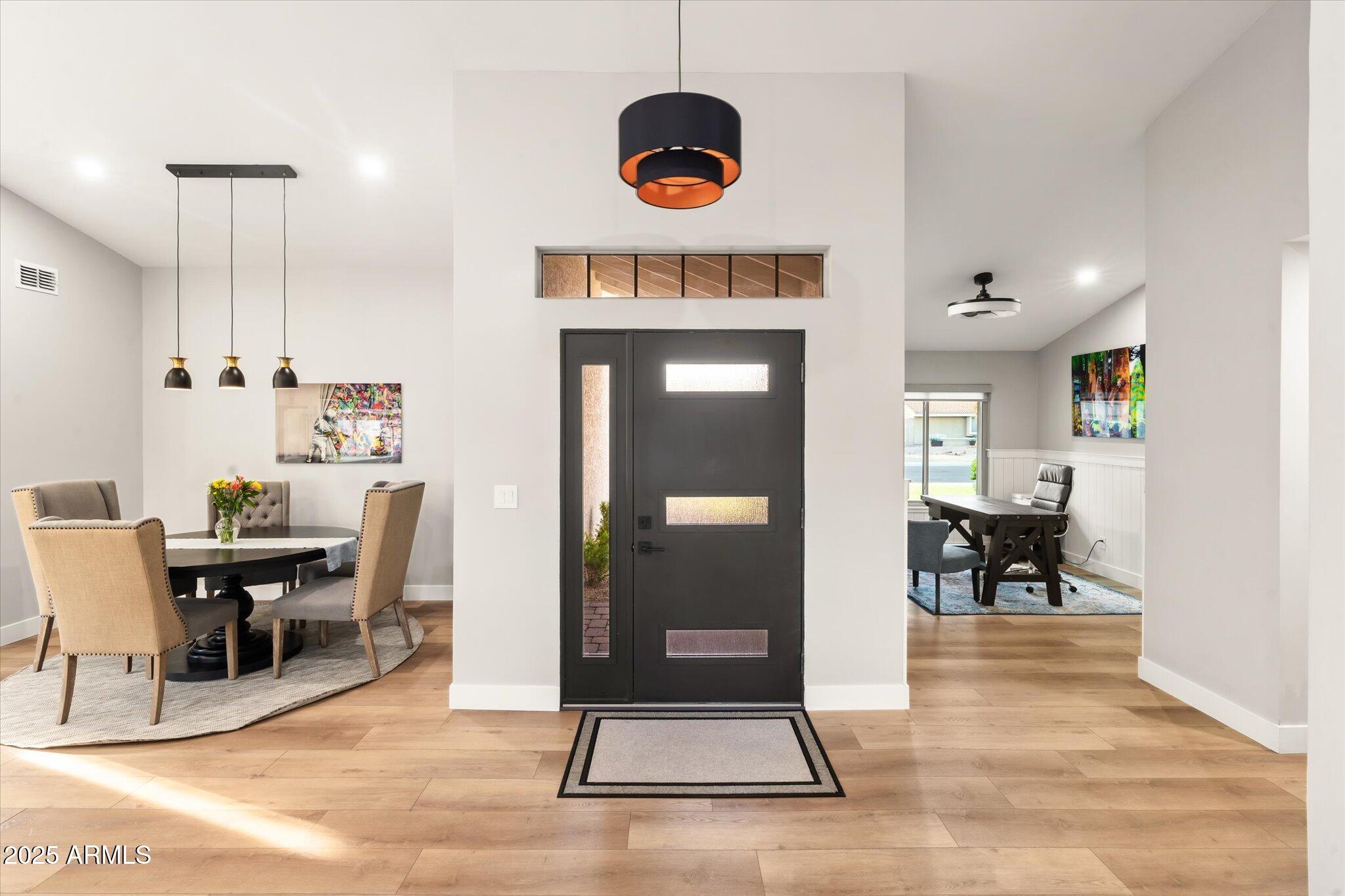 411 W CHILTON Street