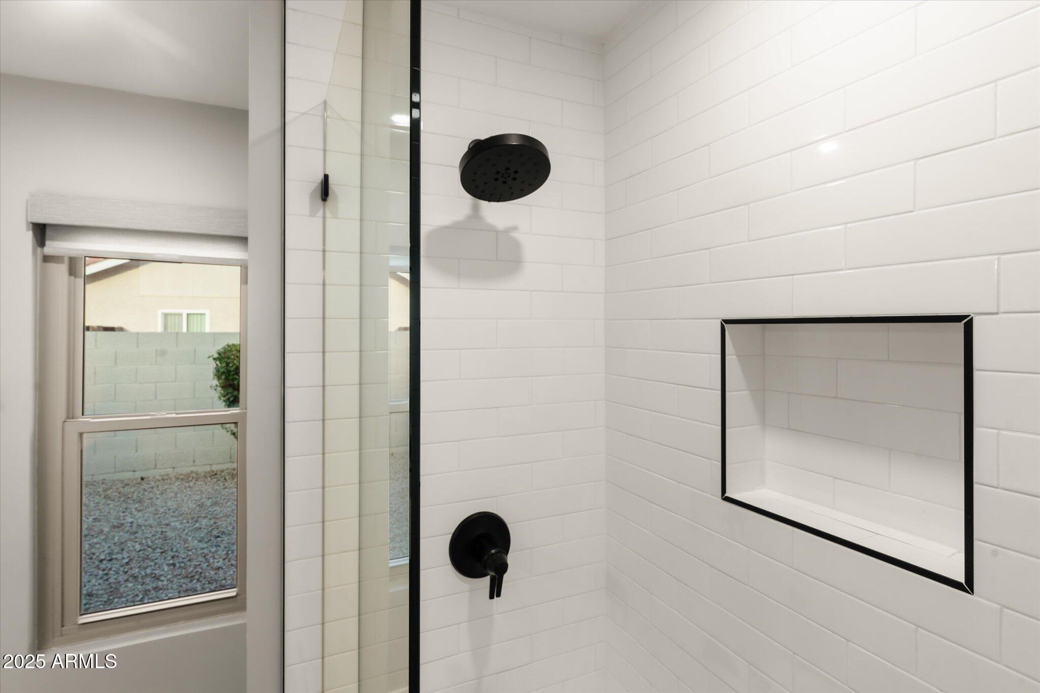 411 W CHILTON Street