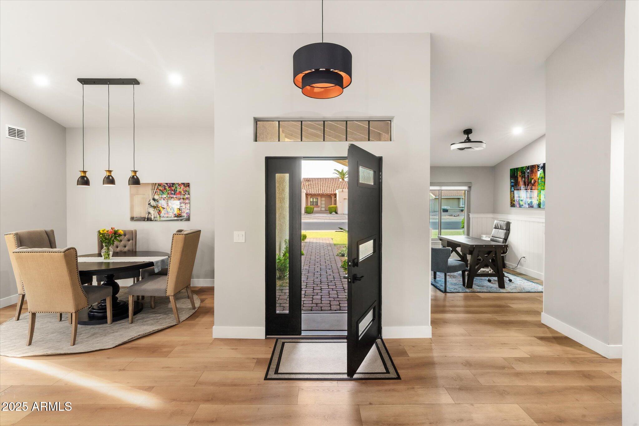 411 W CHILTON Street