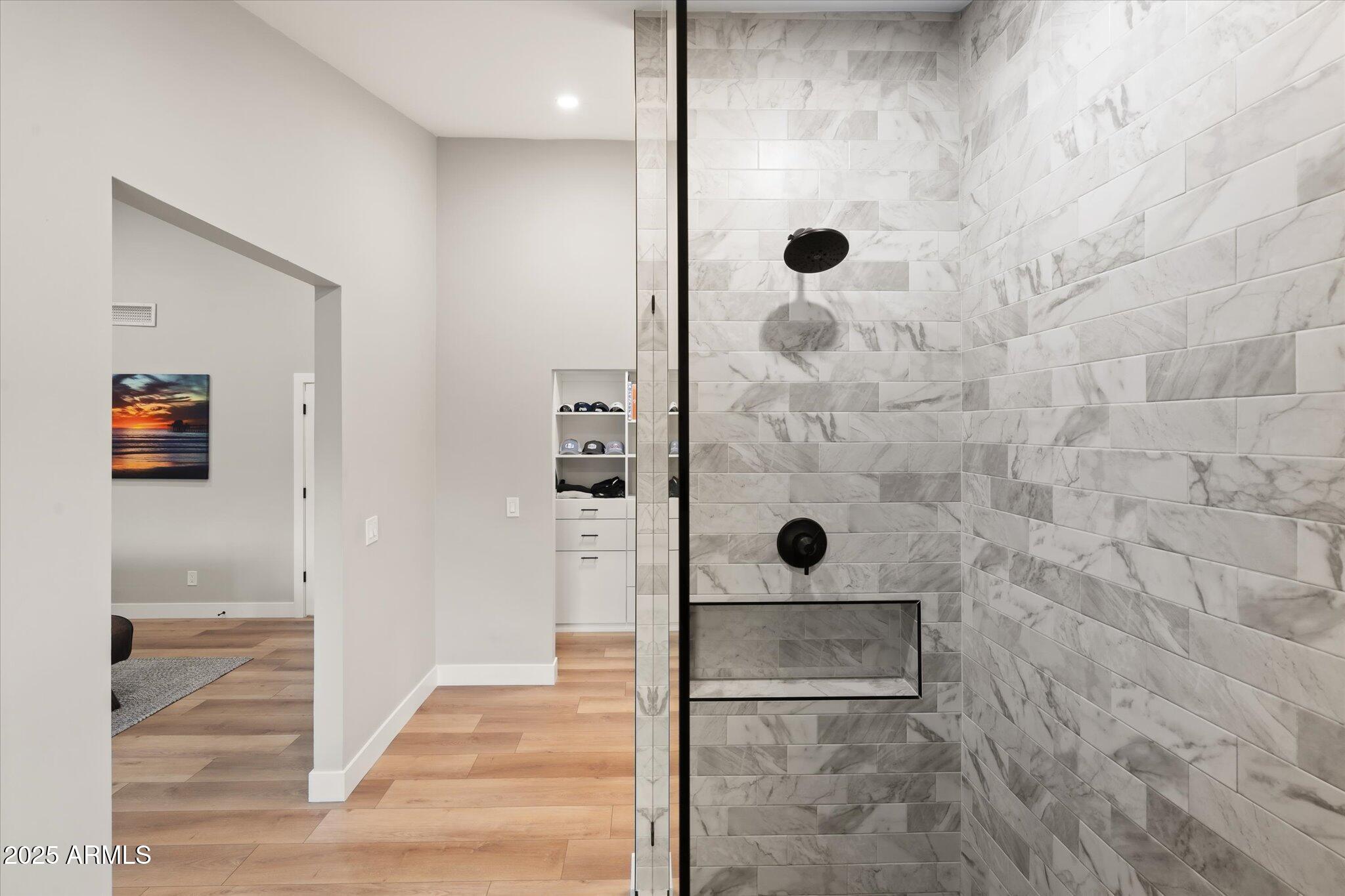 411 W CHILTON Street