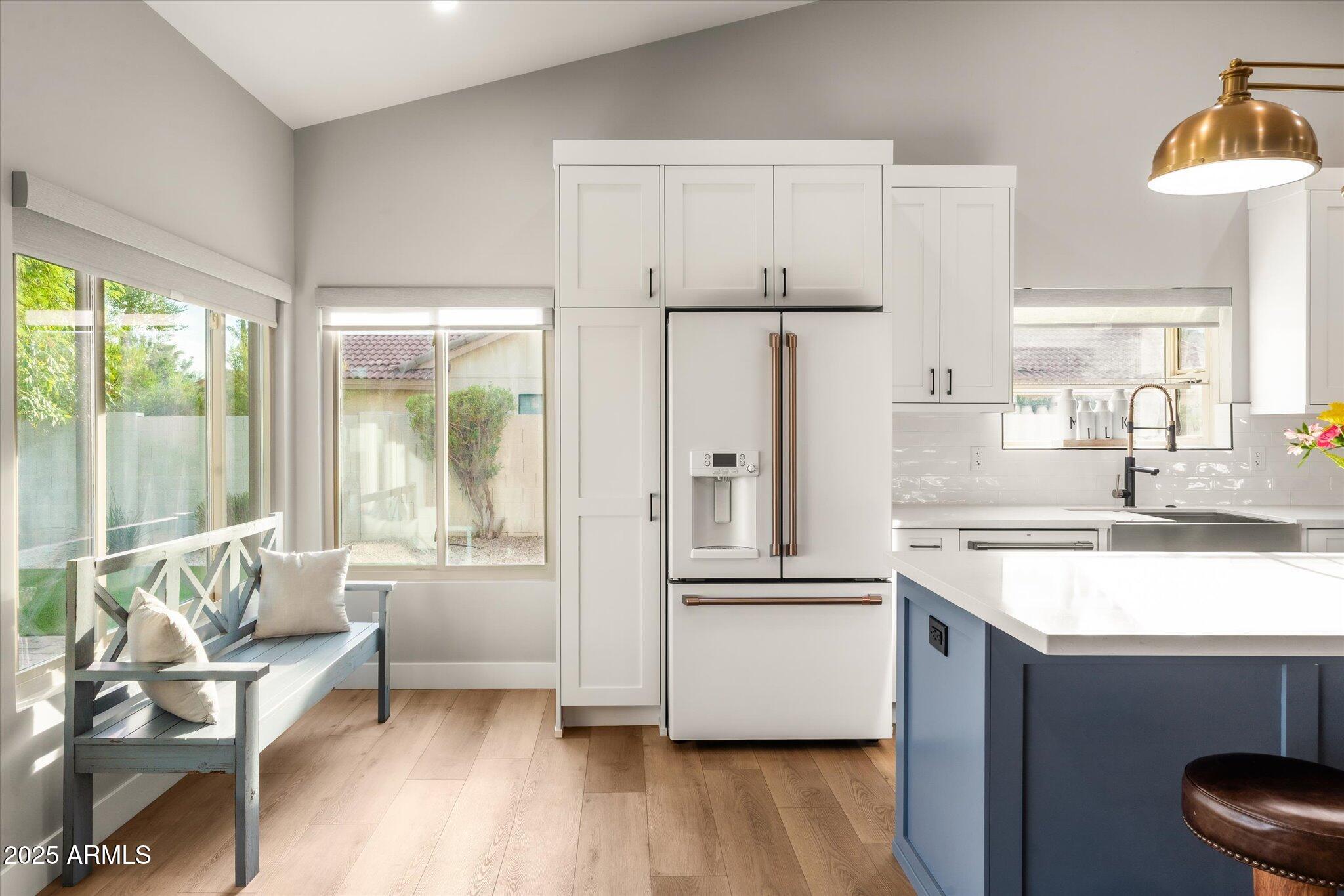 411 W CHILTON Street