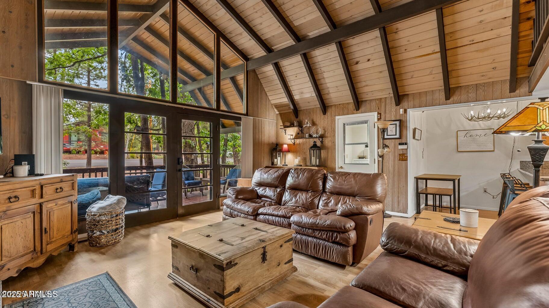 17320 S MESCALERO Drive