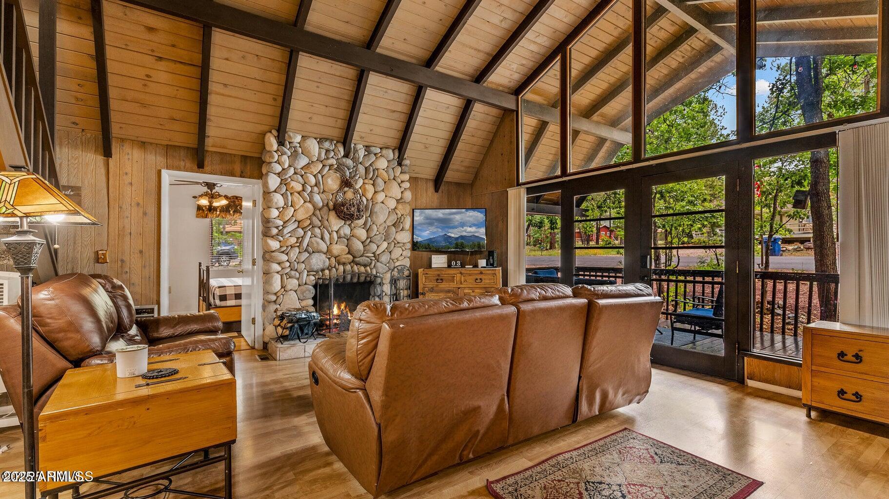 17320 S MESCALERO Drive