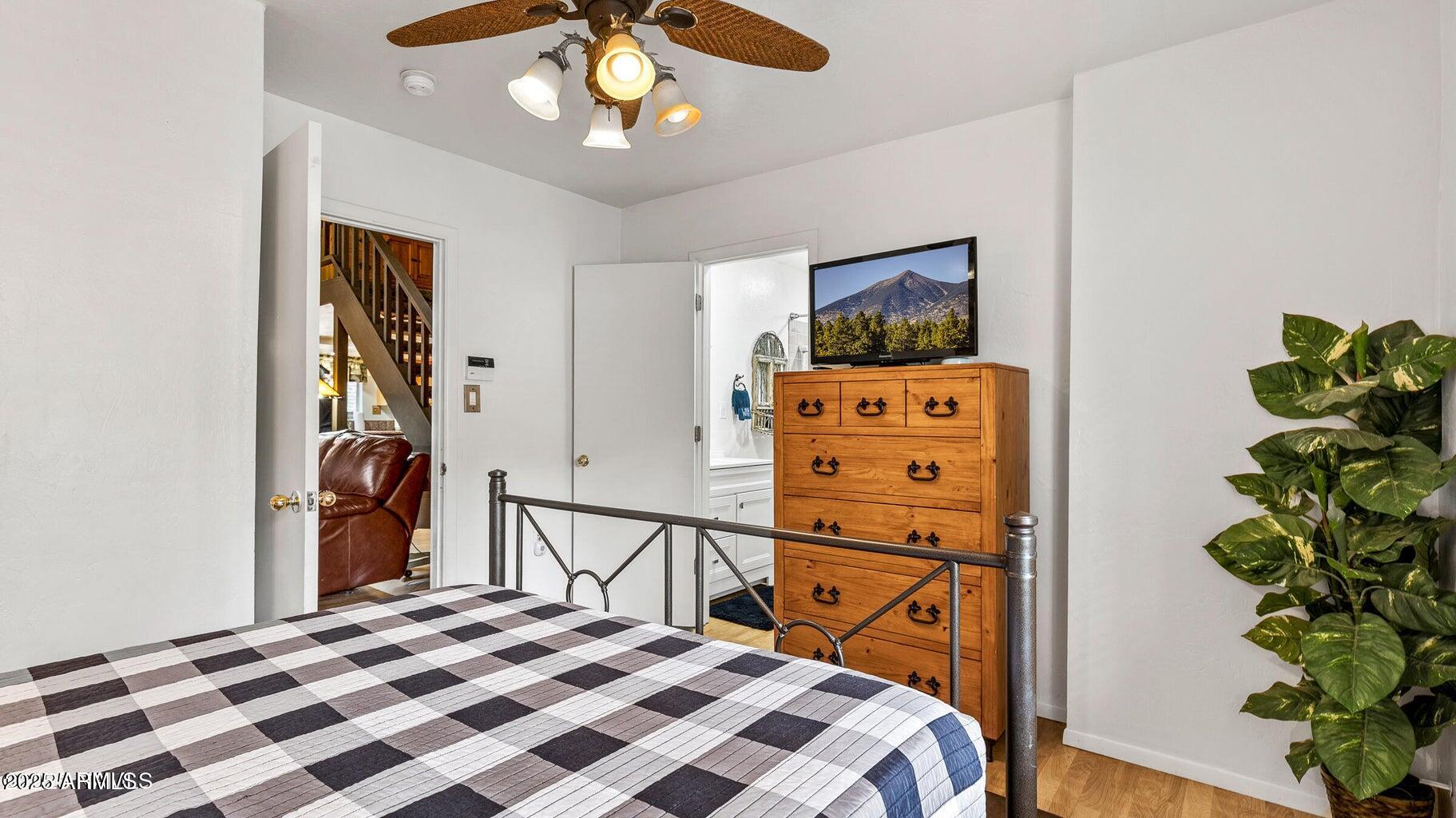 17320 S MESCALERO Drive