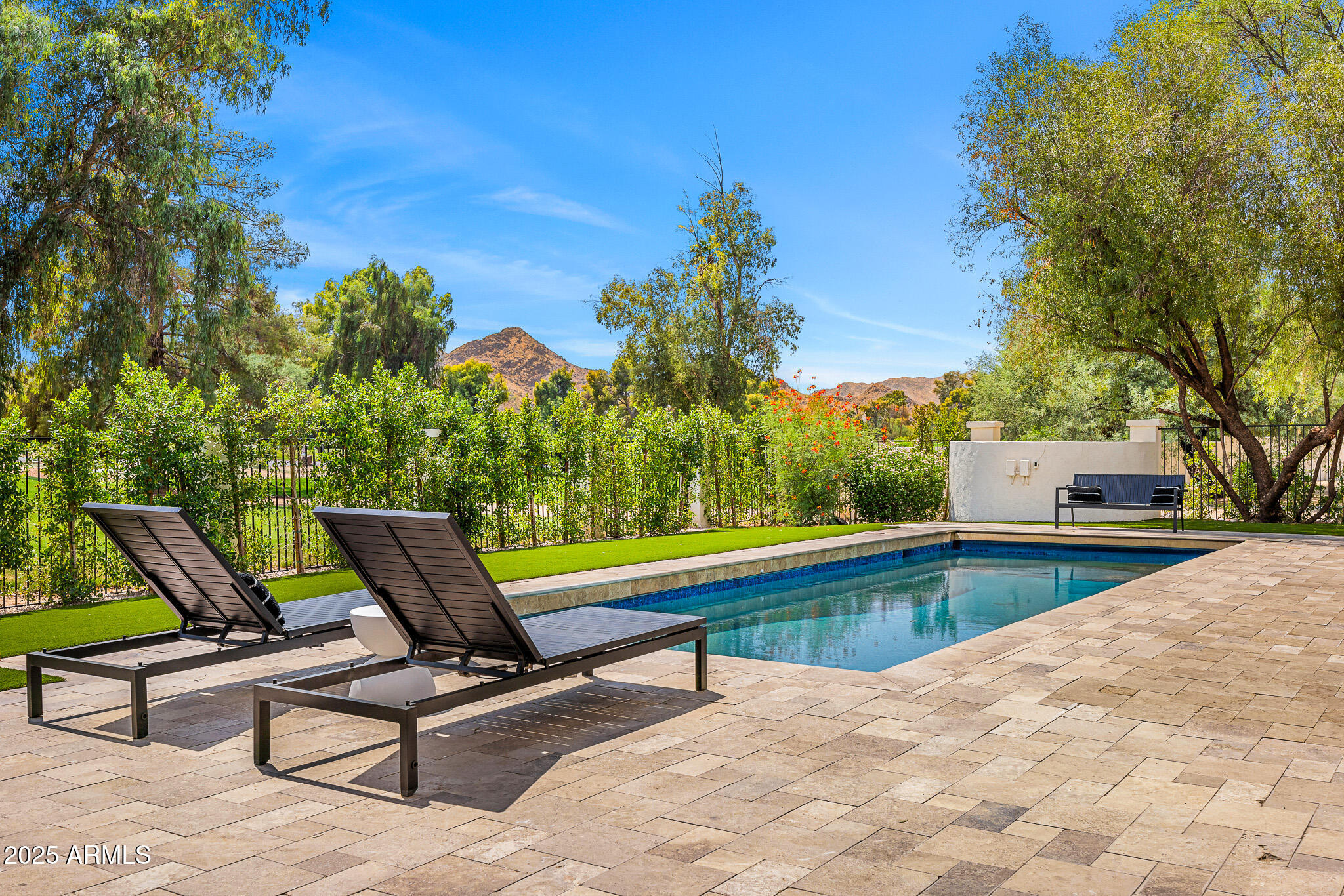 7001 E CABALLO Circle