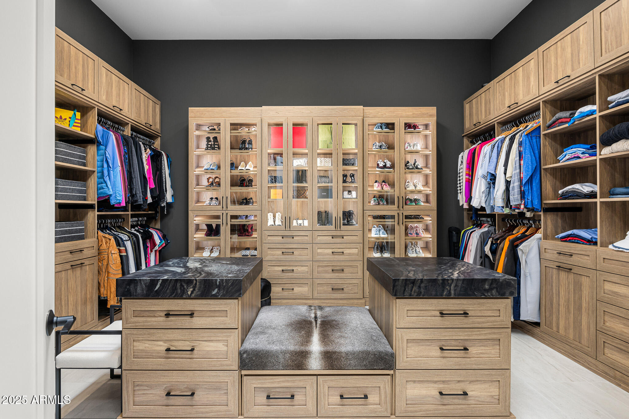 7001 E CABALLO Circle