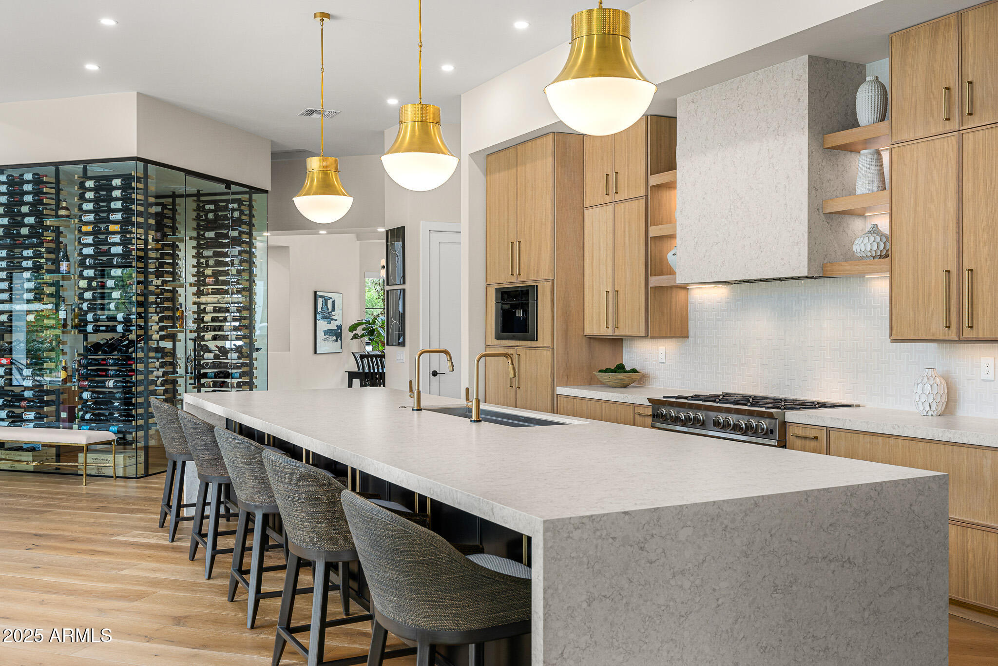 7001 E CABALLO Circle