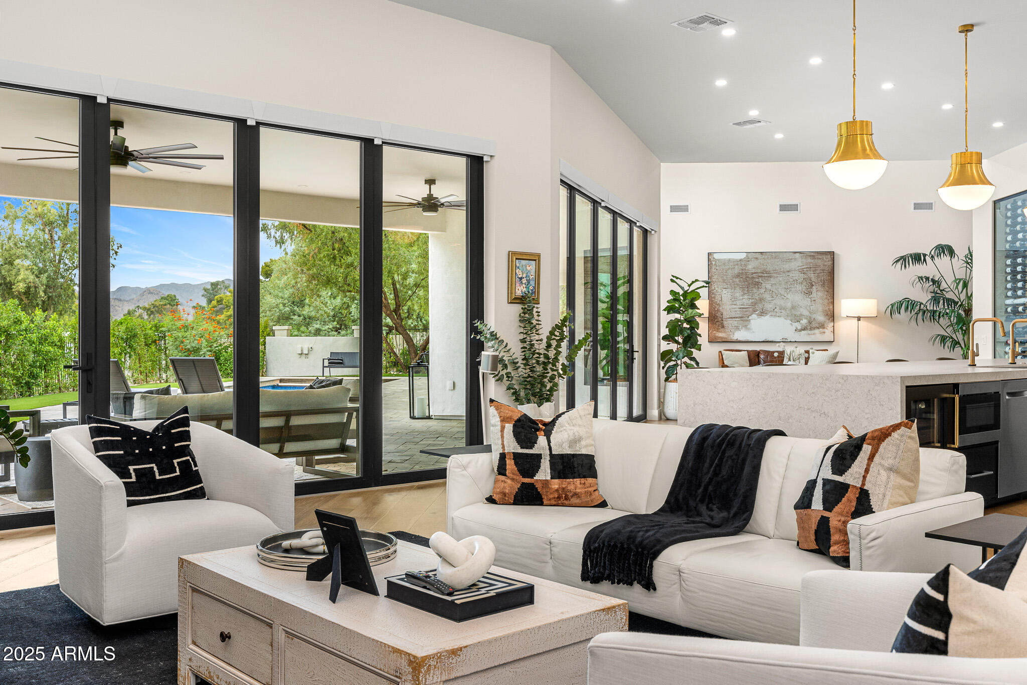 7001 E CABALLO Circle