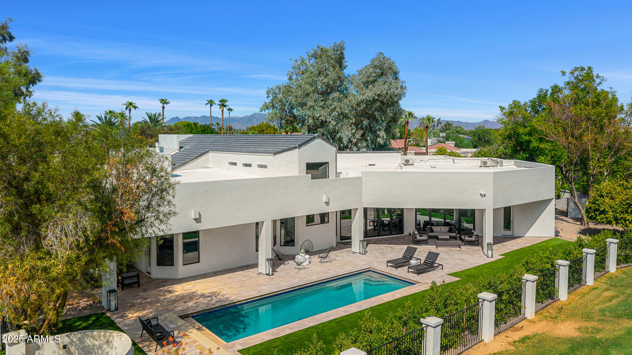 7001 E CABALLO Circle