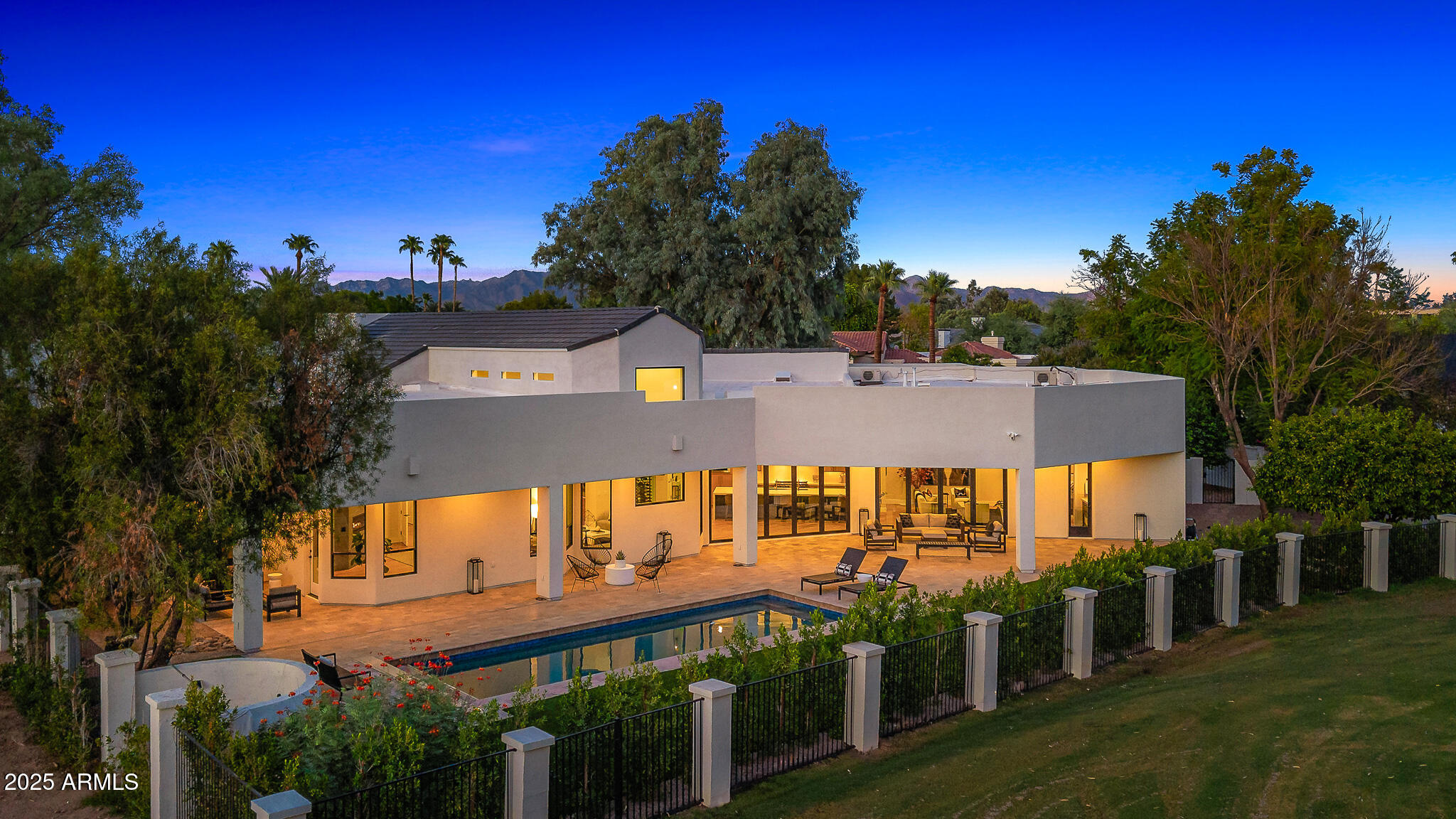 7001 E CABALLO Circle