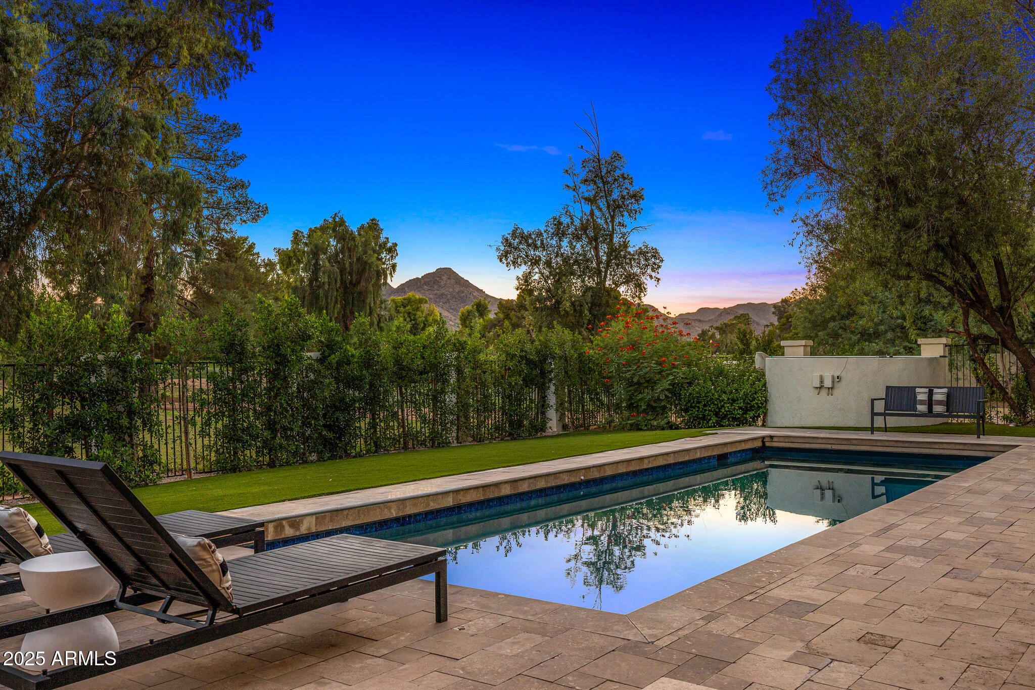 7001 E CABALLO Circle