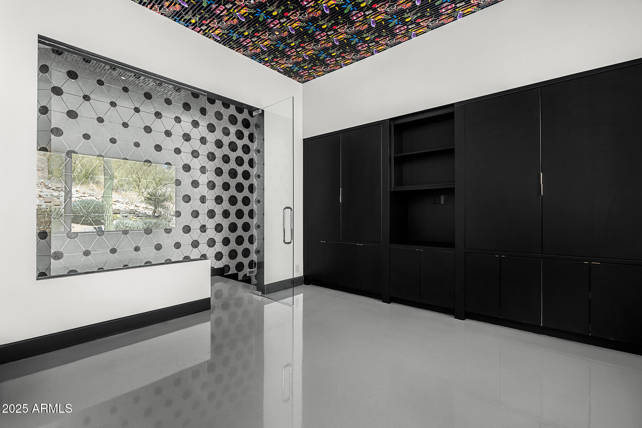 10324 E CALLE DE LAS BRISAS