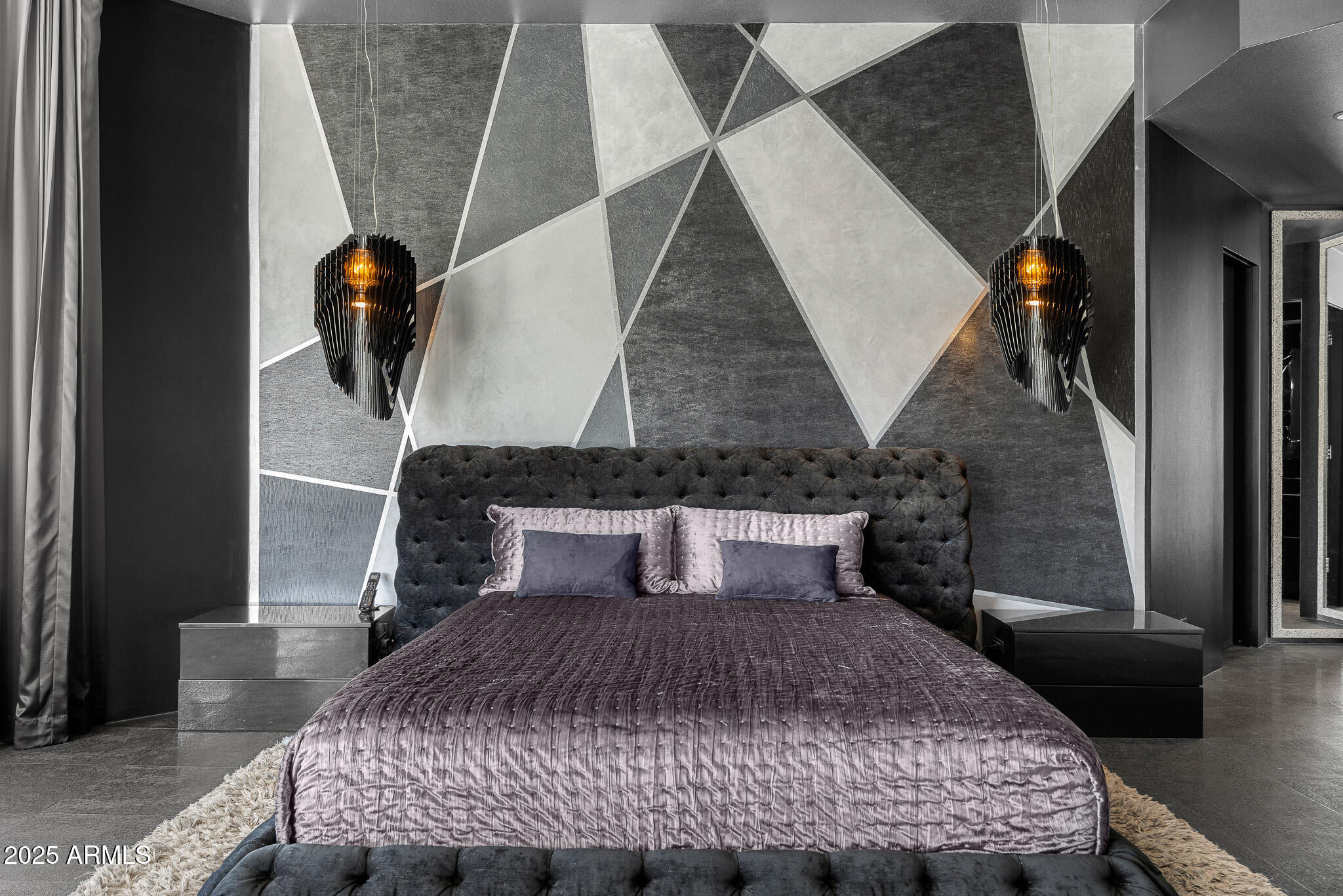 10324 E CALLE DE LAS BRISAS