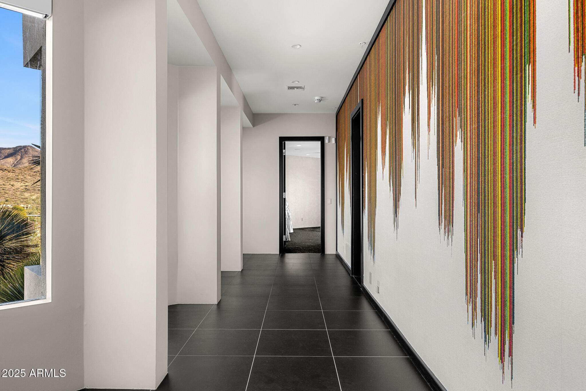 10324 E CALLE DE LAS BRISAS